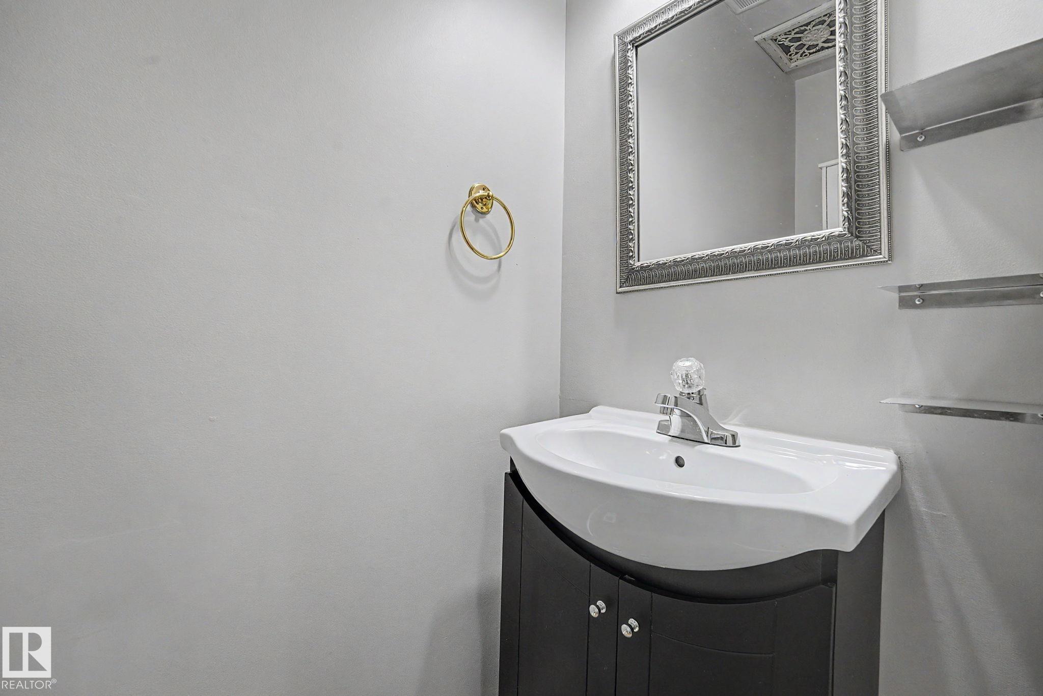 Photo 15 at 13303 47 Street NW, Sifton Park, Edmonton