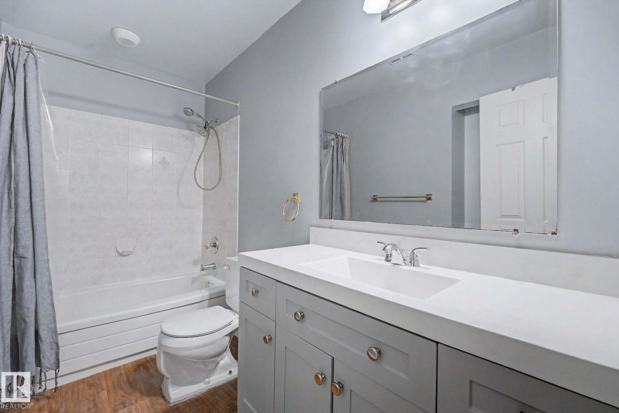Photo 19 at 13303 47 Street NW, Sifton Park, Edmonton