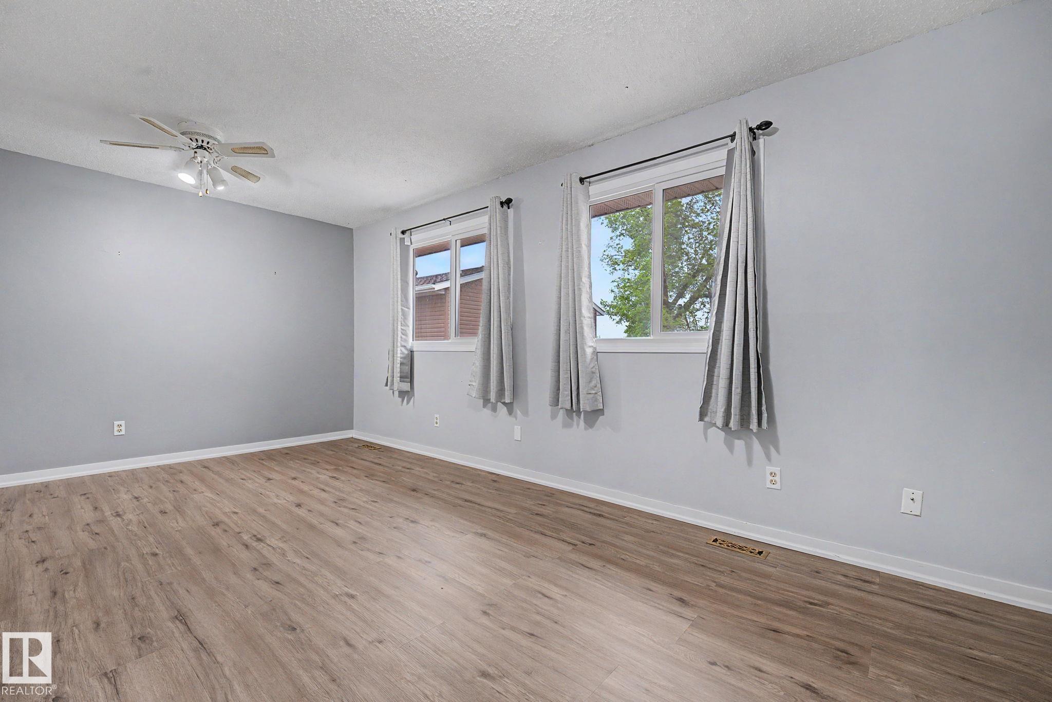 Photo 24 at 13303 47 Street NW, Sifton Park, Edmonton