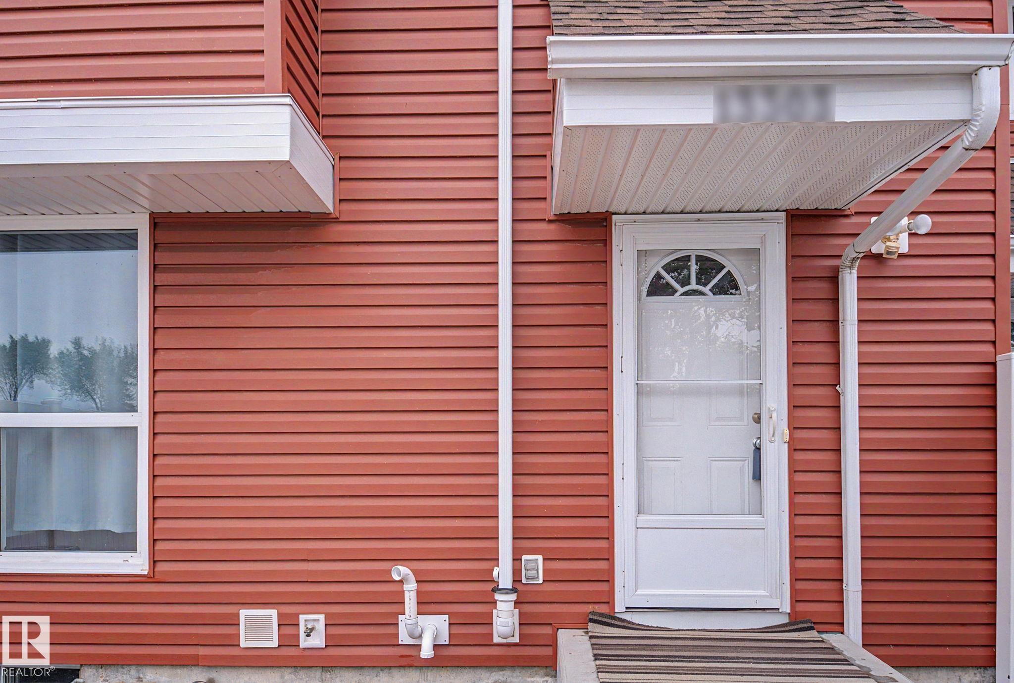 Photo 32 at 13303 47 Street NW, Sifton Park, Edmonton