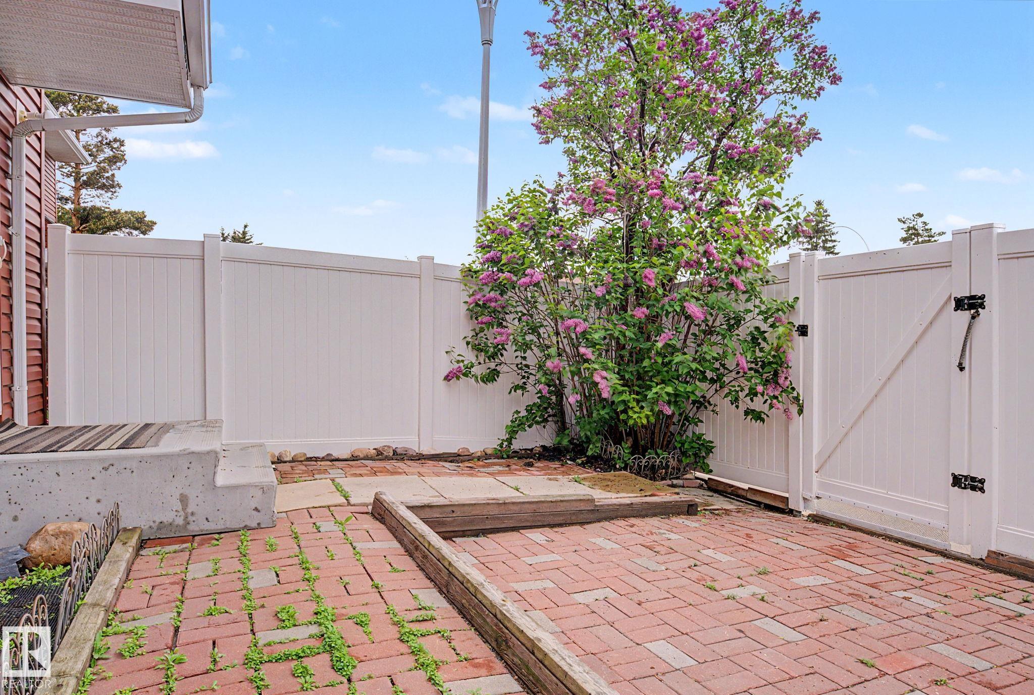 Photo 35 at 13303 47 Street NW, Sifton Park, Edmonton