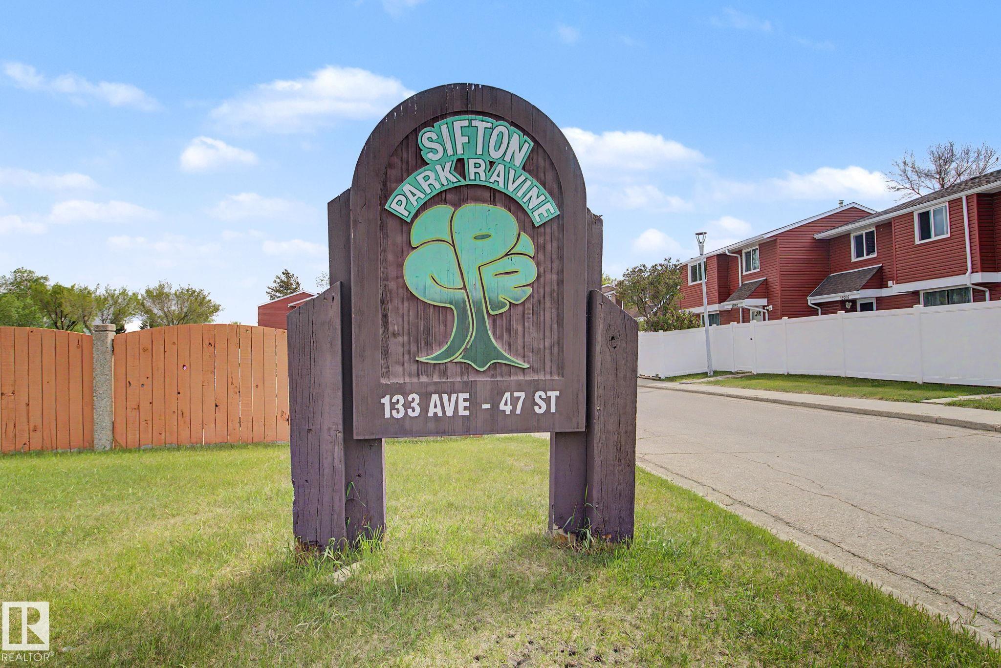 Photo 36 at 13303 47 Street NW, Sifton Park, Edmonton