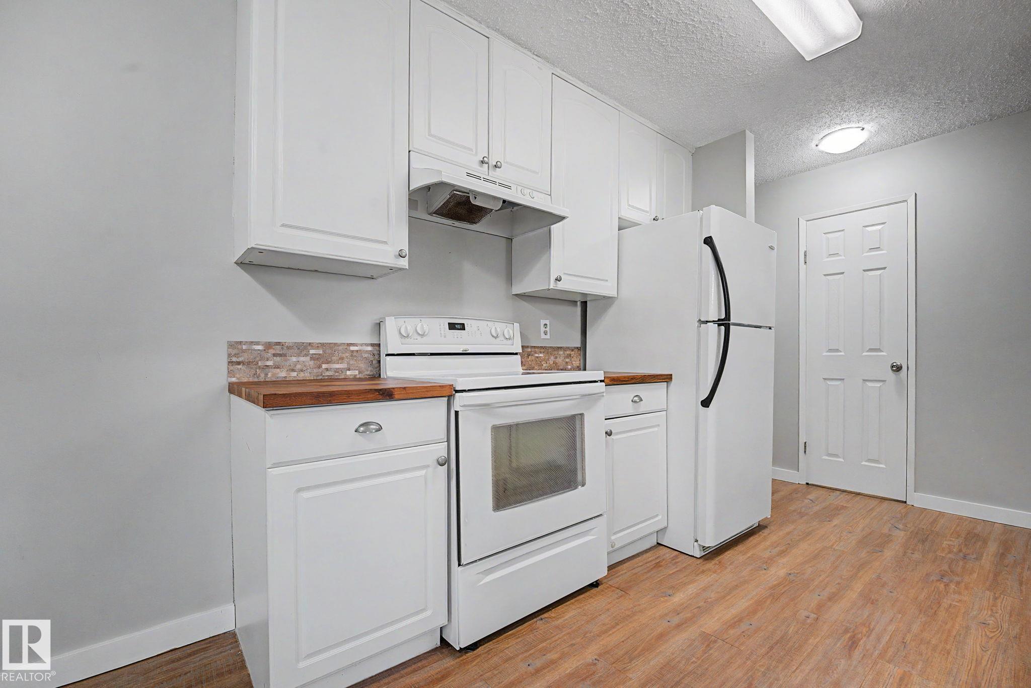 Photo 9 at 13303 47 Street NW, Sifton Park, Edmonton