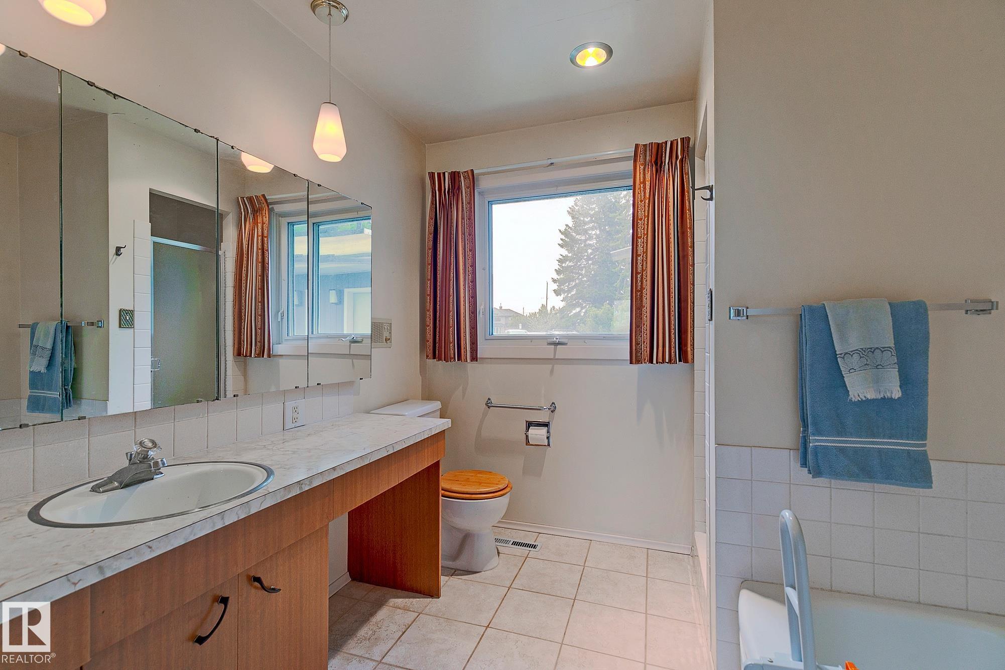 Photo 27 at 140 Windermere Drive NW, Windermere, Edmonton