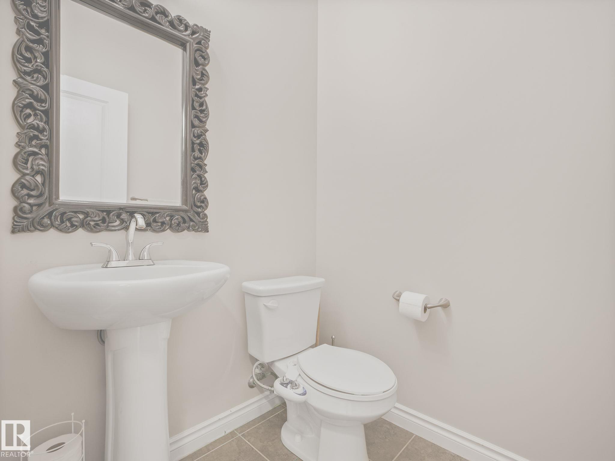 Photo 14 at 16124 10 Avenue SW, Glenridding Heights, Edmonton