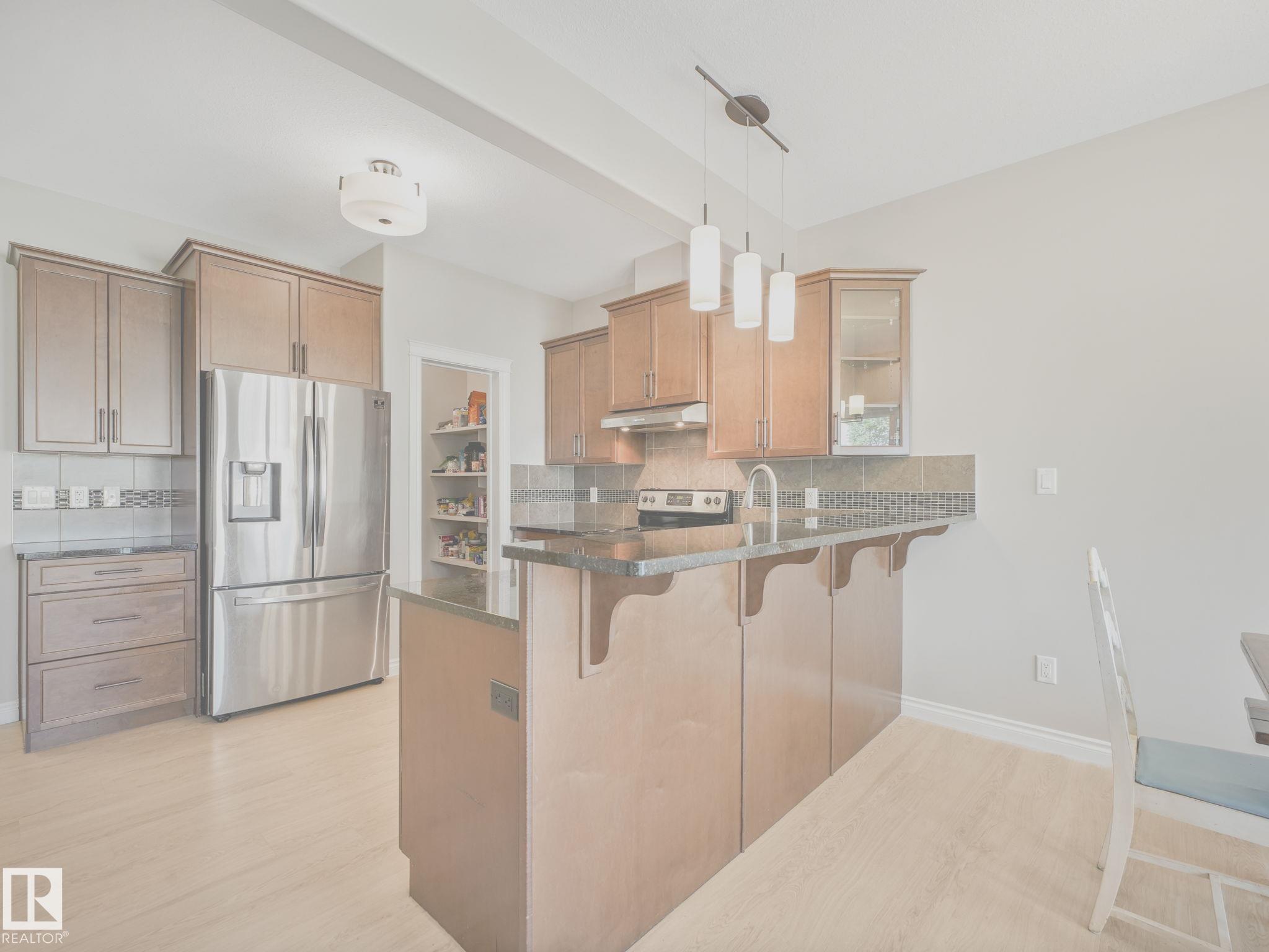 16124 10 Avenue SW, Glenridding Heights, Edmonton