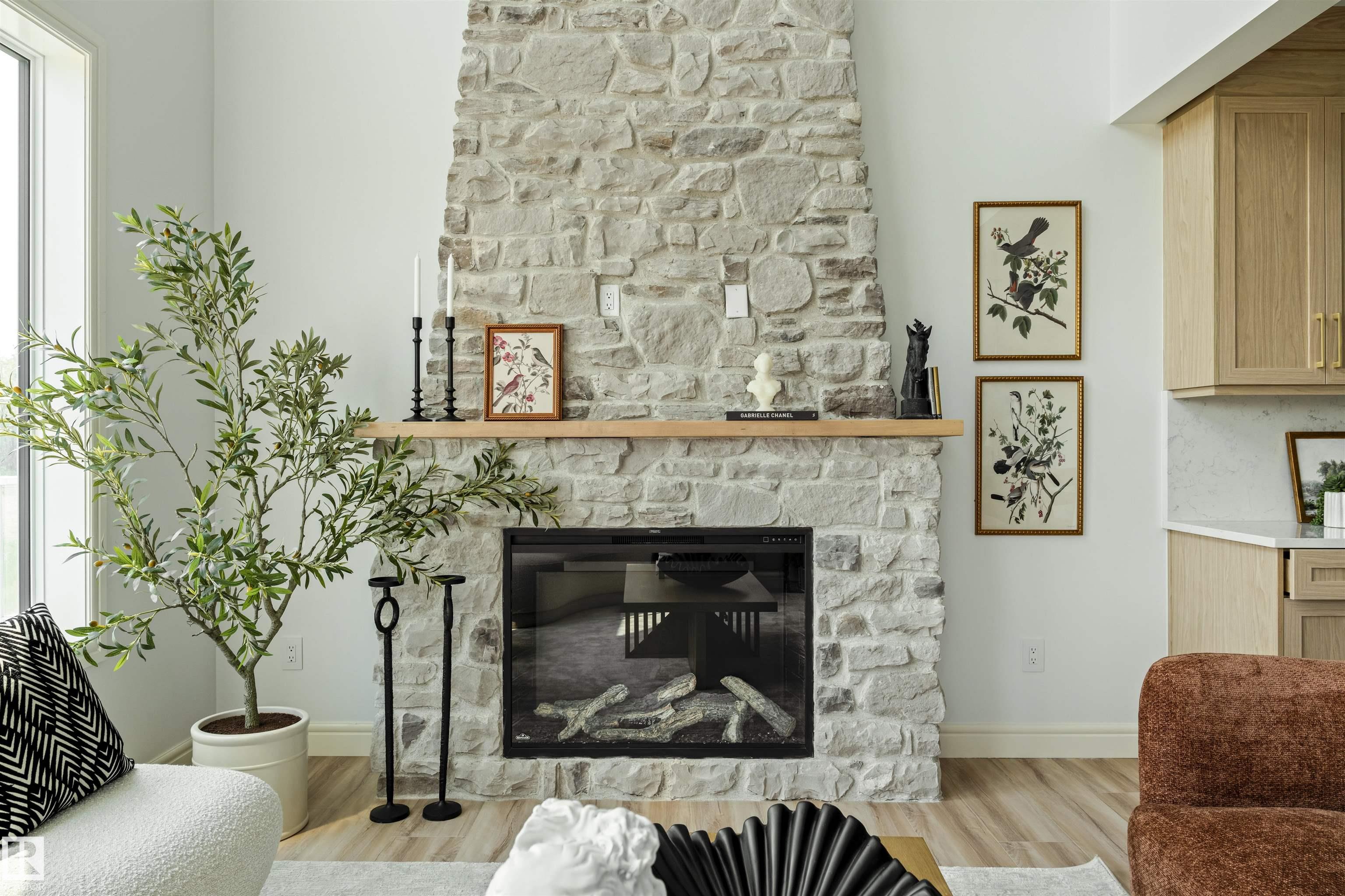 3329 Chickadee Drive NW, Starling, Edmonton