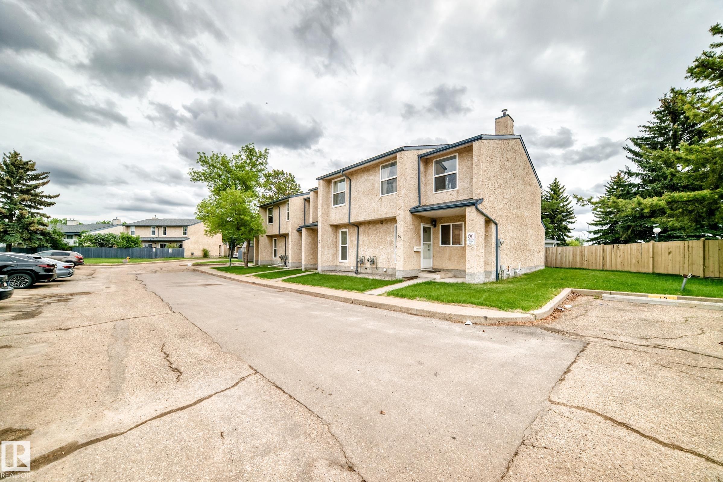 Photo 46 at 15 - 6220 172 Street NW, Callingwood South, Edmonton