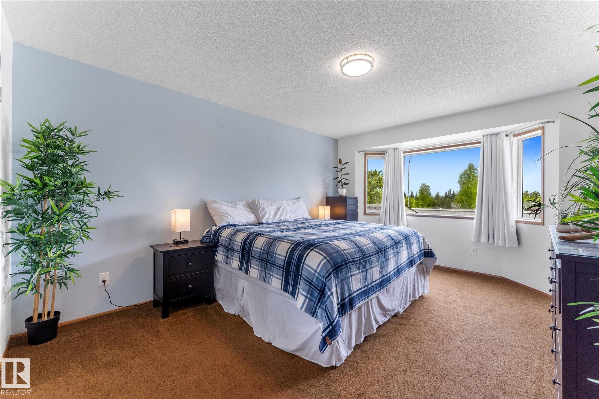 Photo 17 at 62 Heatherglen Crescent, Heatherglen, Spruce Grove