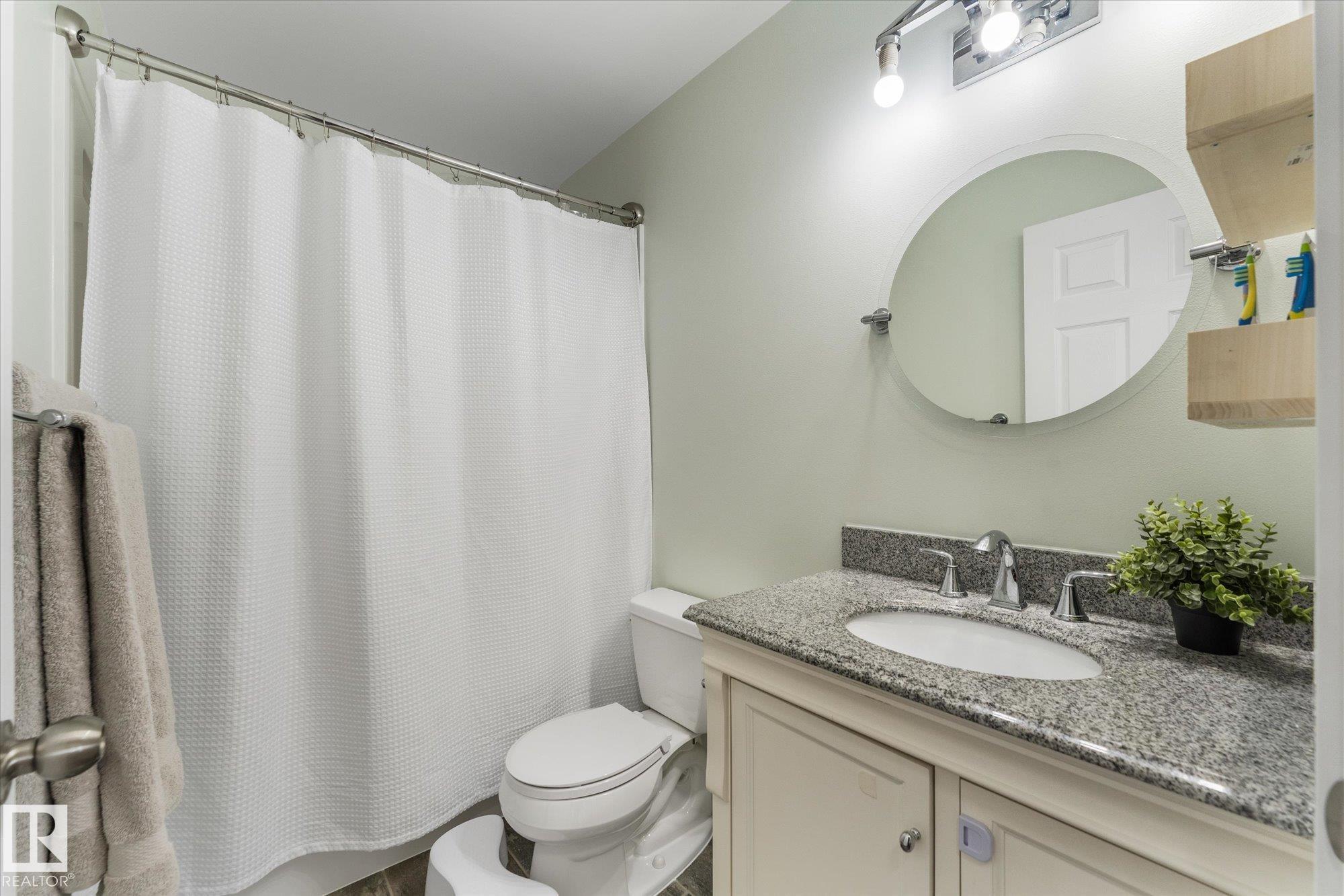 Photo 24 at 62 Heatherglen Crescent, Heatherglen, Spruce Grove