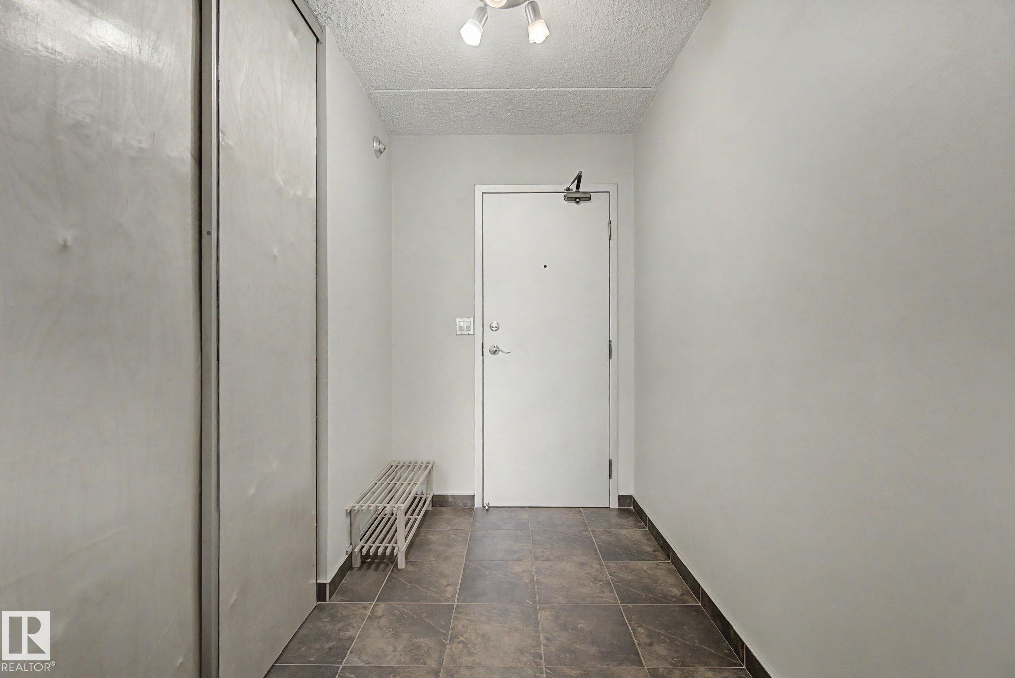805 - 9917 110 Street NW, Wîhkwêntôwin, Edmonton