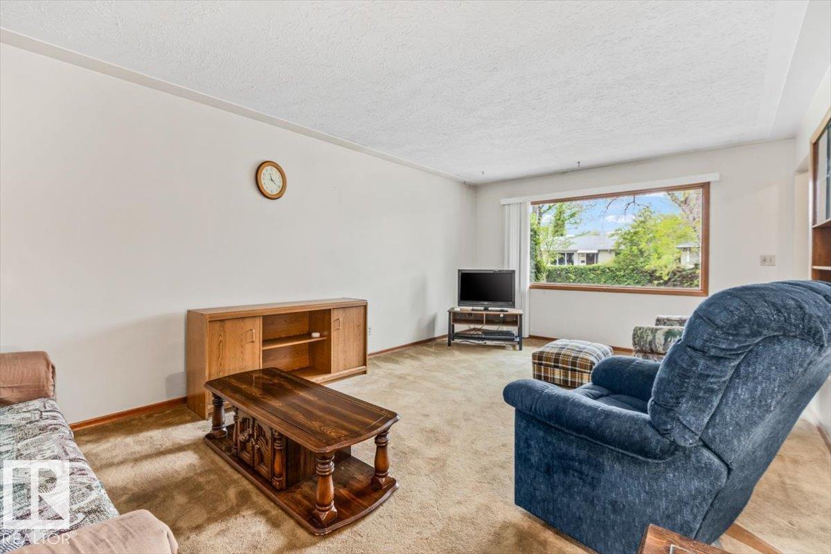 Photo 7 at 12923 113a Street NW, Lauderdale, Edmonton