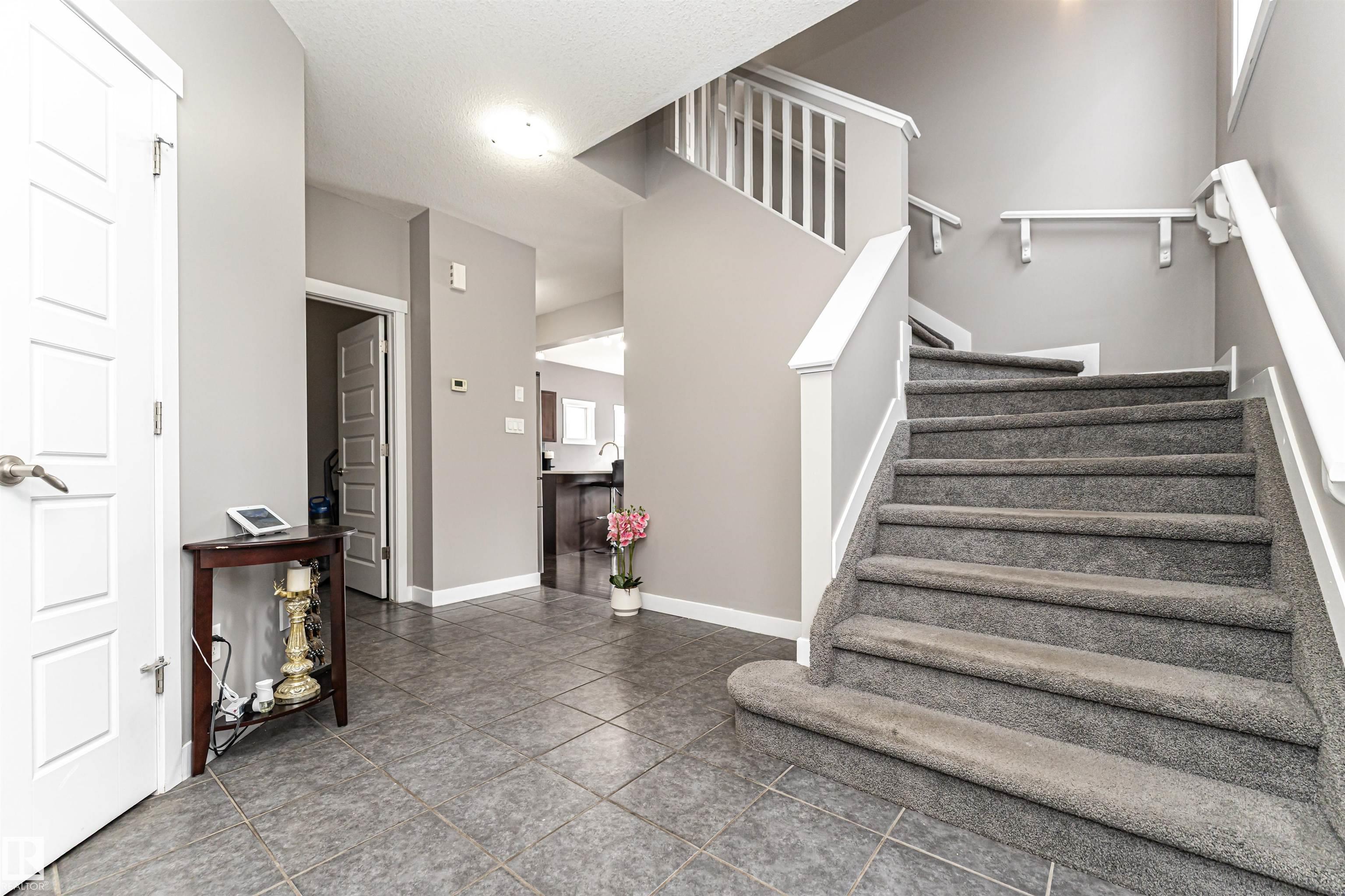 115 57 Street SW, Charlesworth, Edmonton