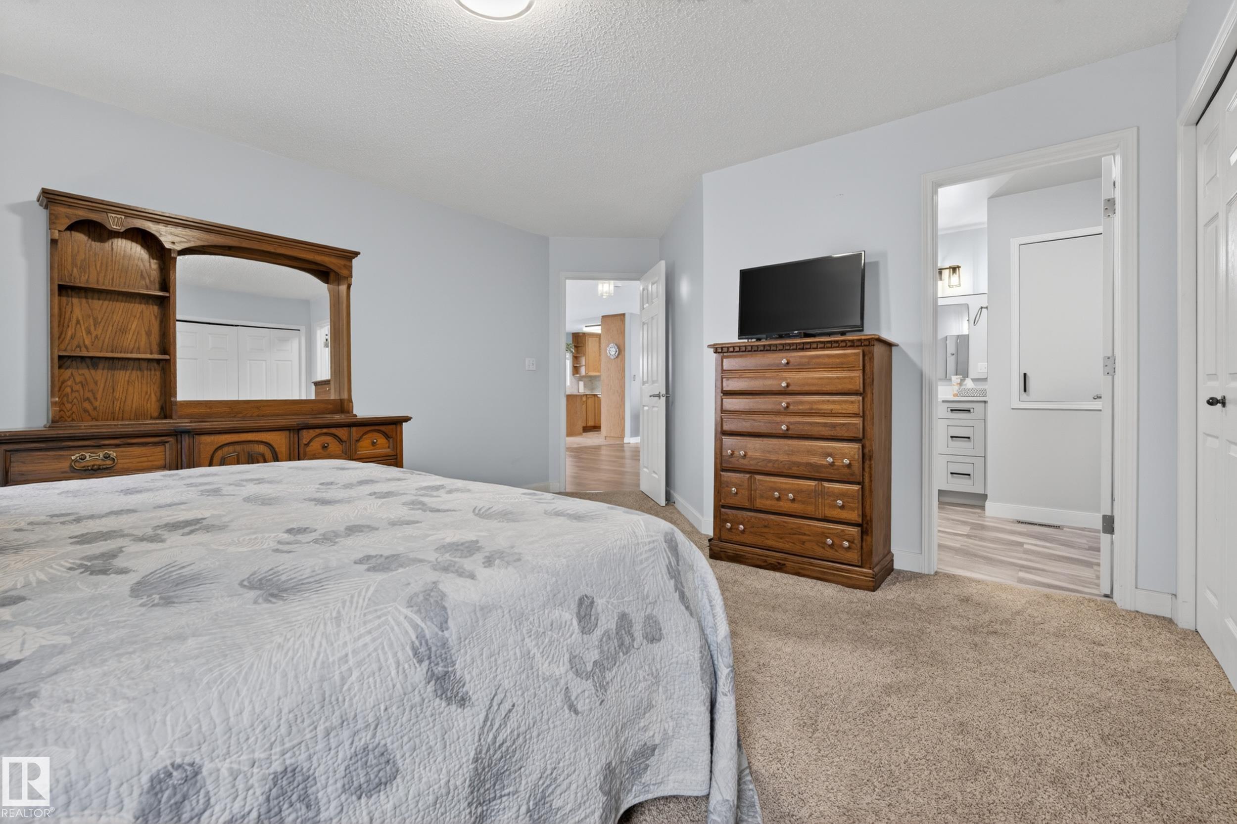 Photo 18 at 31 Charlton Crescent, Charlton Heights, Sherwood Park