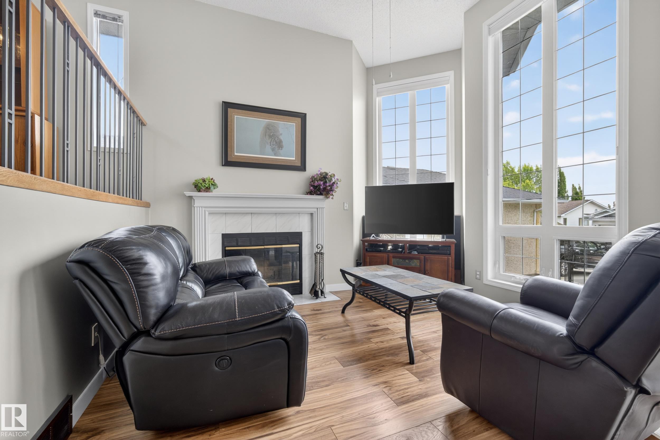Photo 8 at 31 Charlton Crescent, Charlton Heights, Sherwood Park