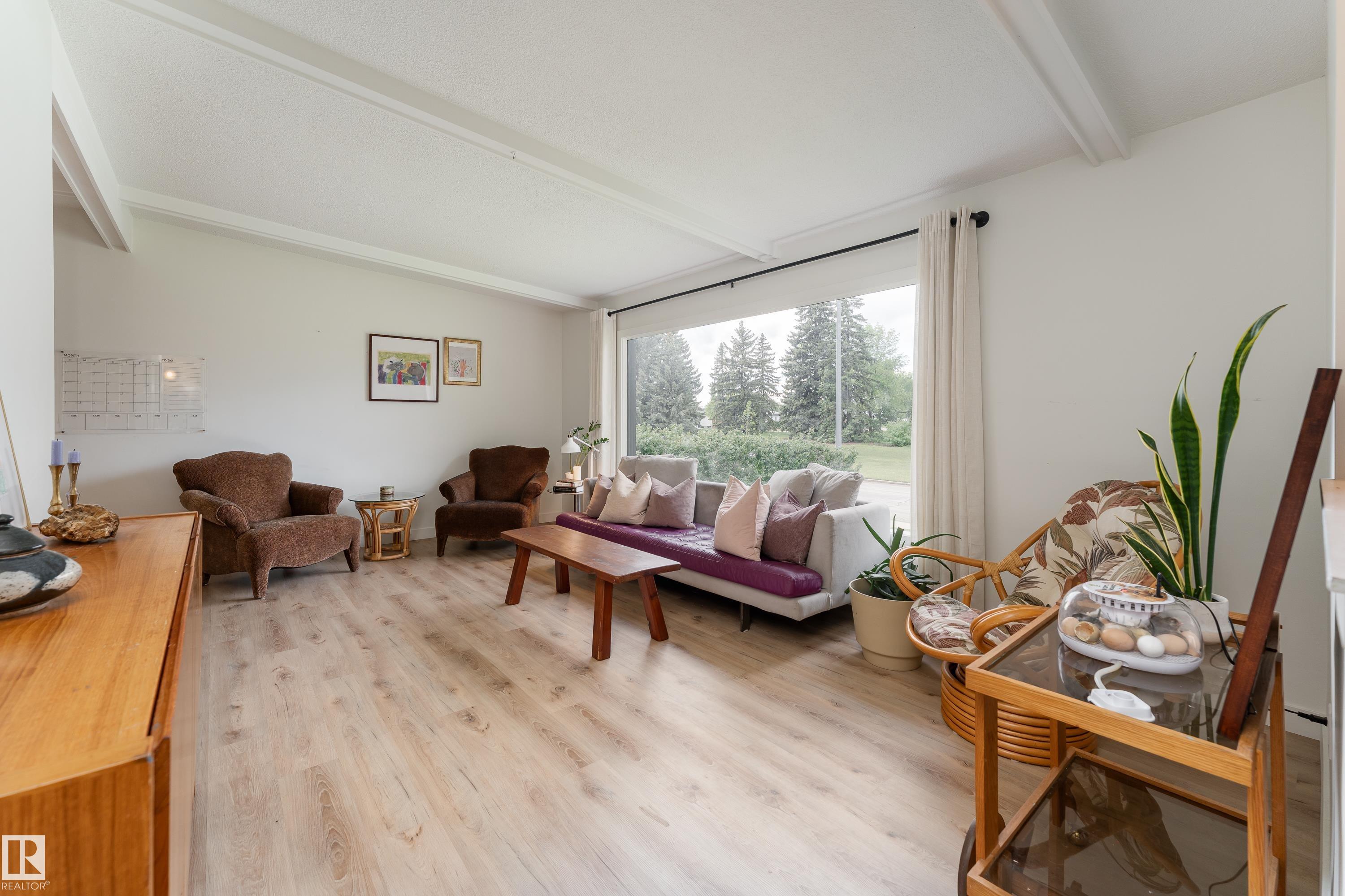 7107 87 Avenue NW, Kenilworth, Edmonton