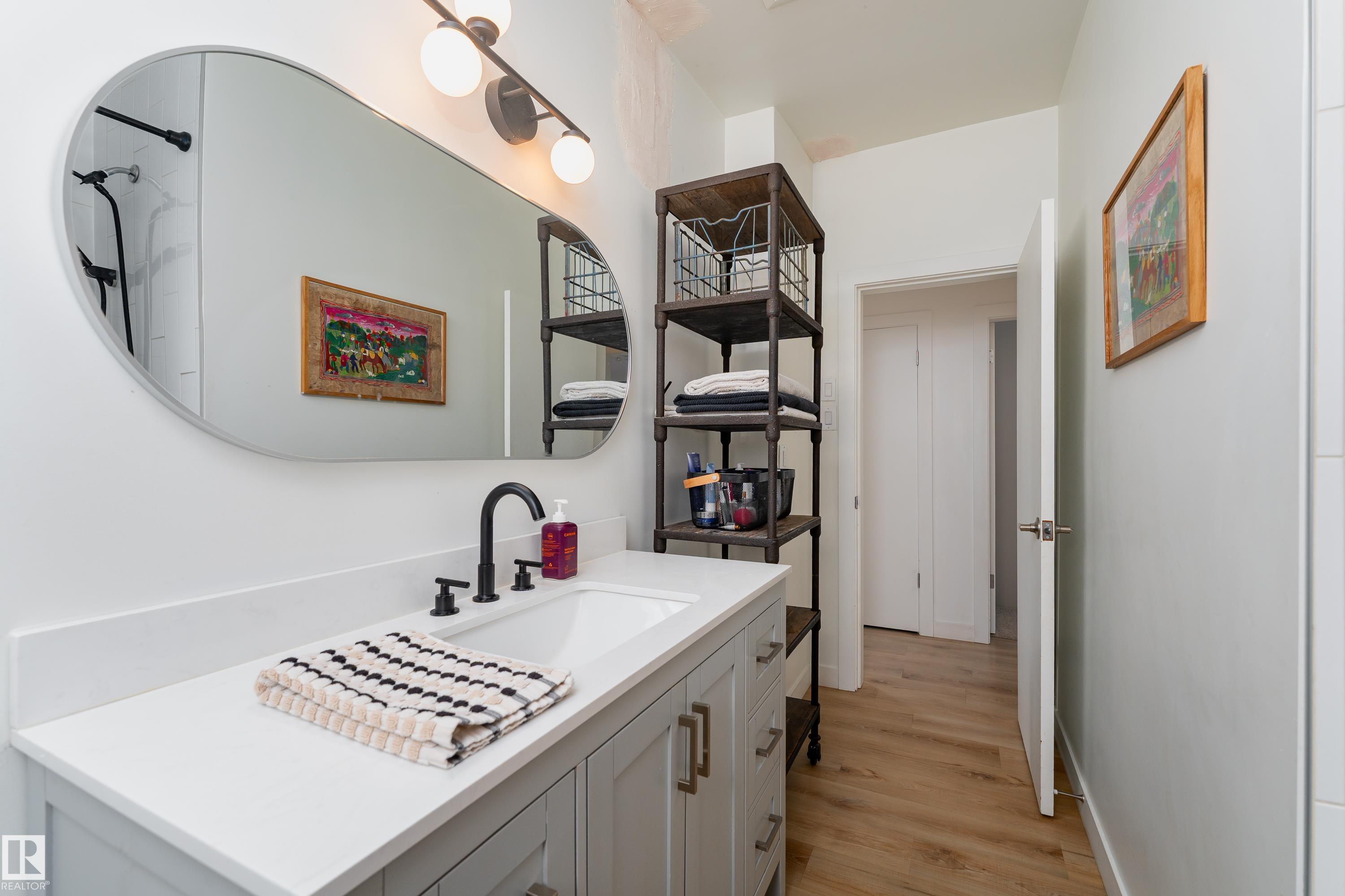 Photo 23 at 7107 87 Avenue NW, Kenilworth, Edmonton