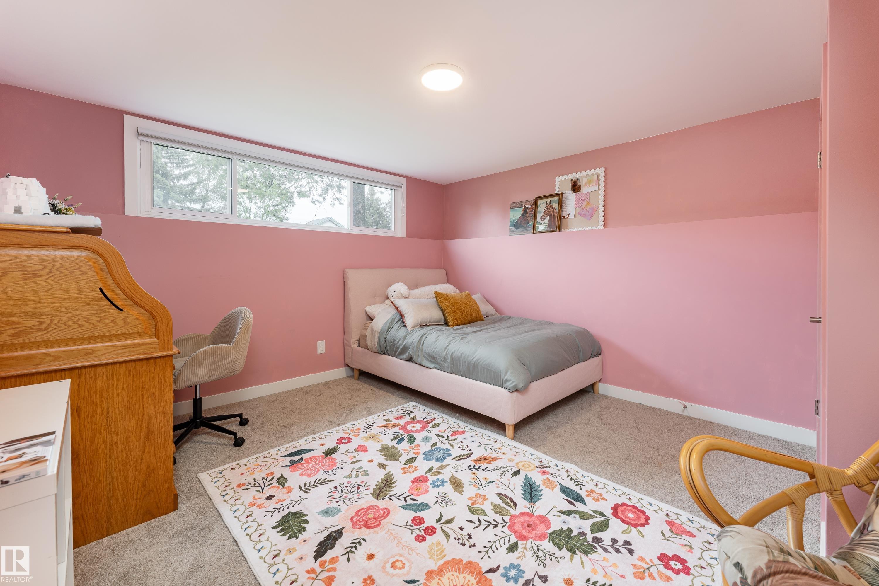 Photo 29 at 7107 87 Avenue NW, Kenilworth, Edmonton
