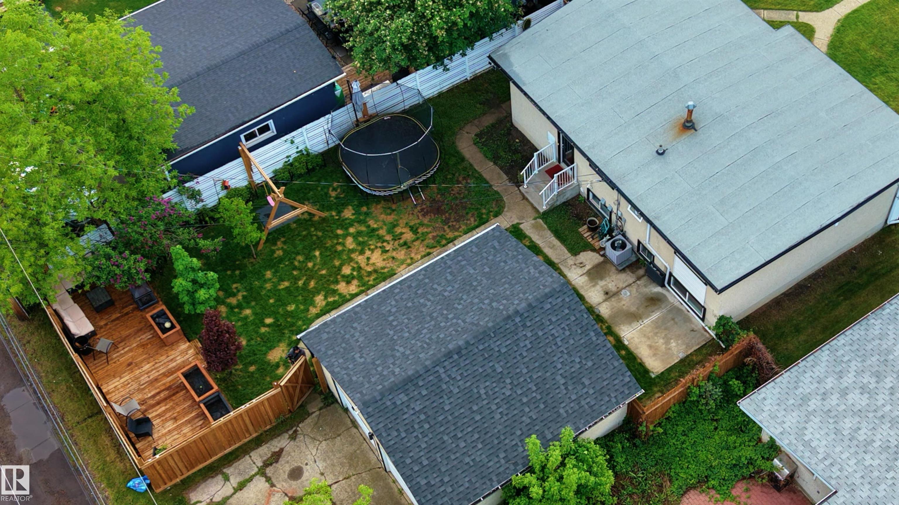 Photo 54 at 7107 87 Avenue NW, Kenilworth, Edmonton