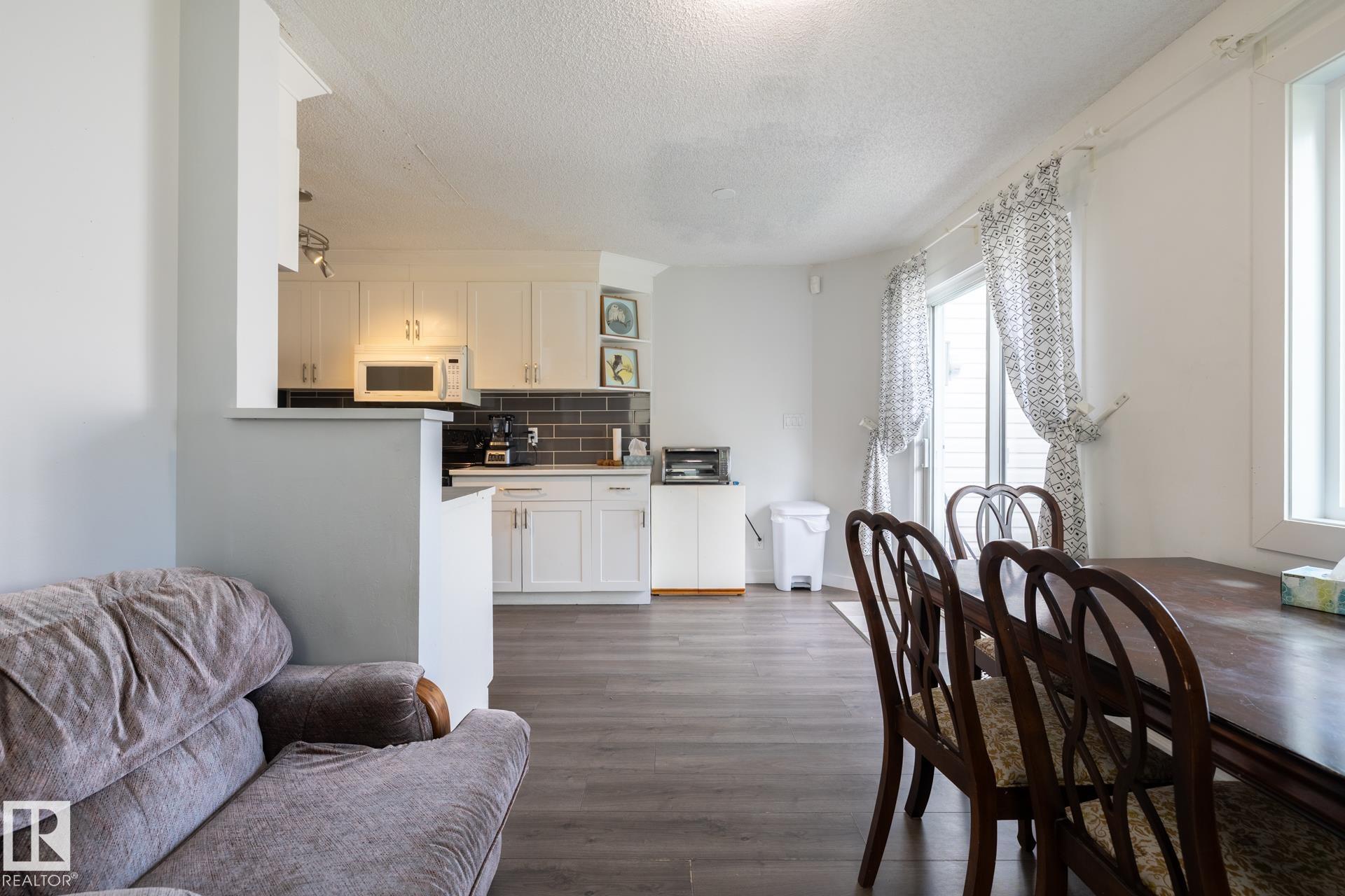 Photo 16 at 43 - 1033 Youville Drive W NW, Tawa, Edmonton
