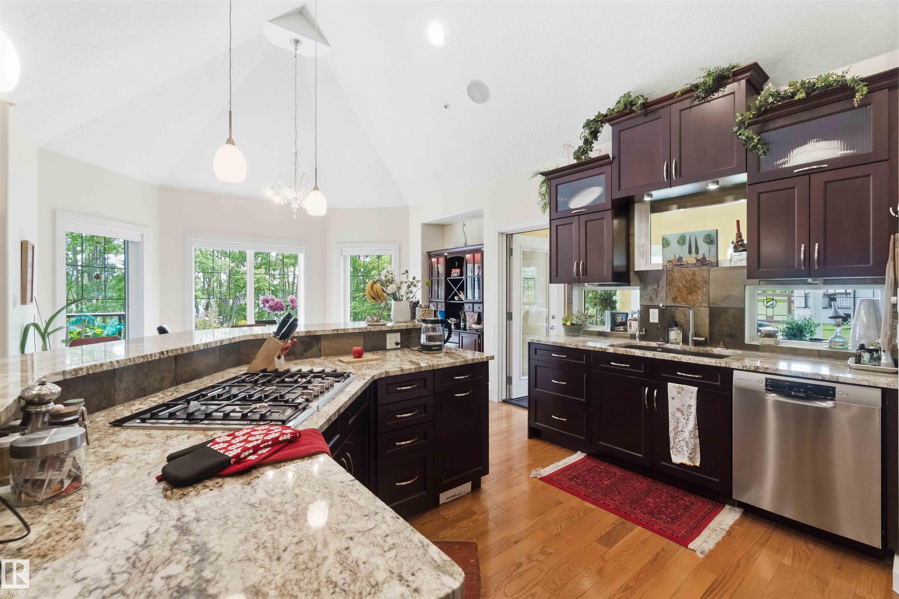 Photo 10 at 11 - 53223 Rge Road 264, Grandview Estates, Rural Parkland County