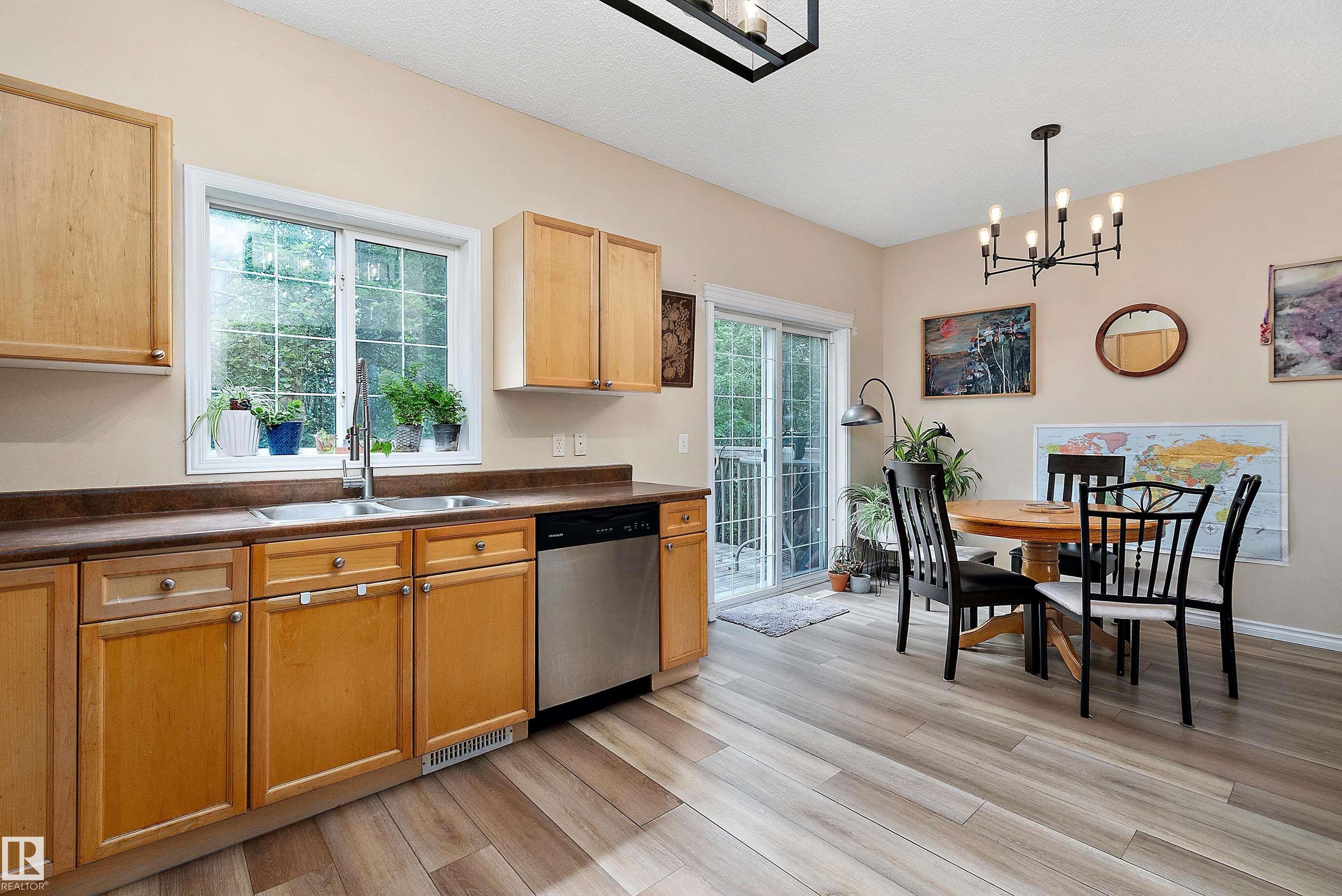 Photo 16 at 15 - 1780 Glastonbury Boulevard NW, Glastonbury, Edmonton