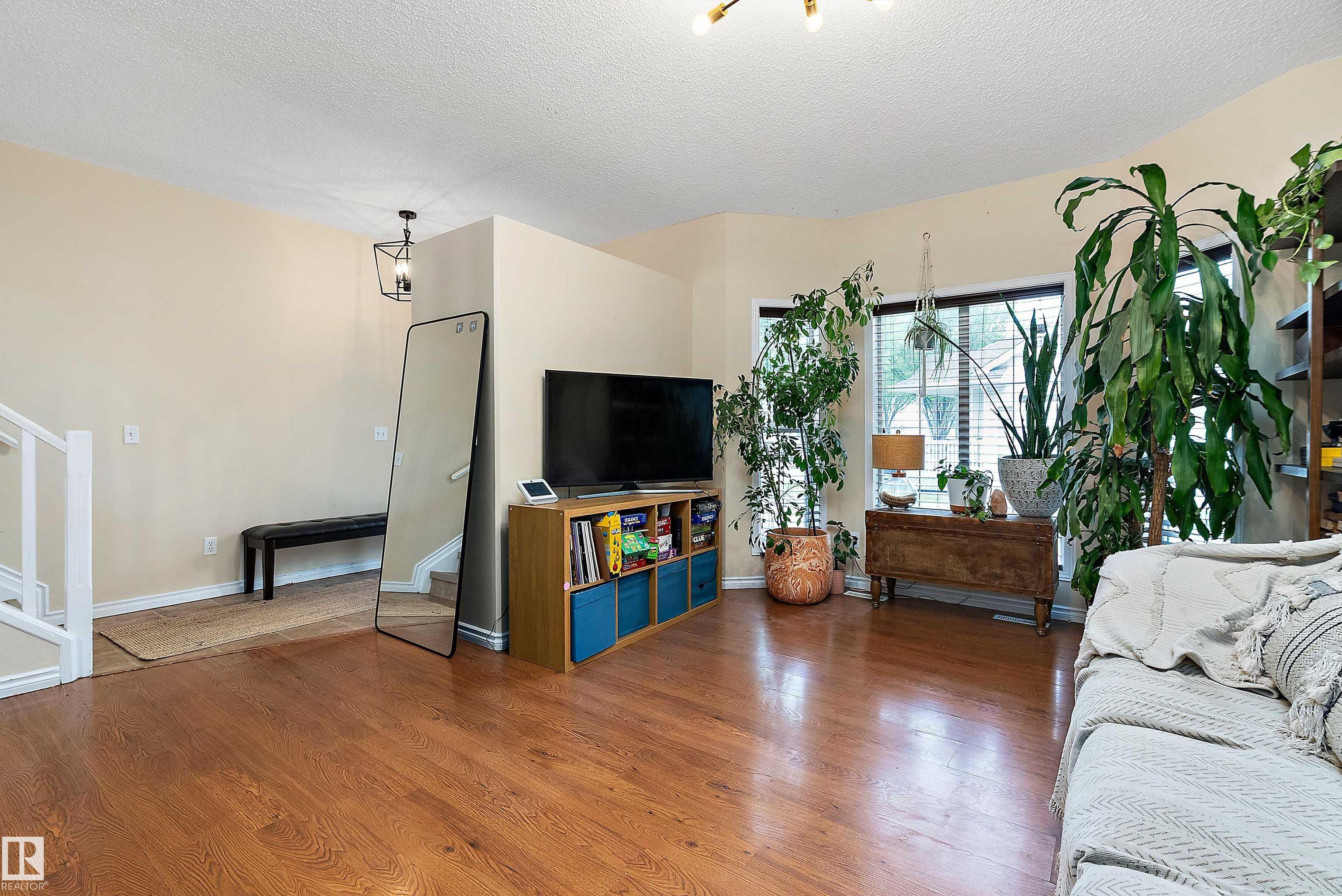 Photo 6 at 15 - 1780 Glastonbury Boulevard NW, Glastonbury, Edmonton