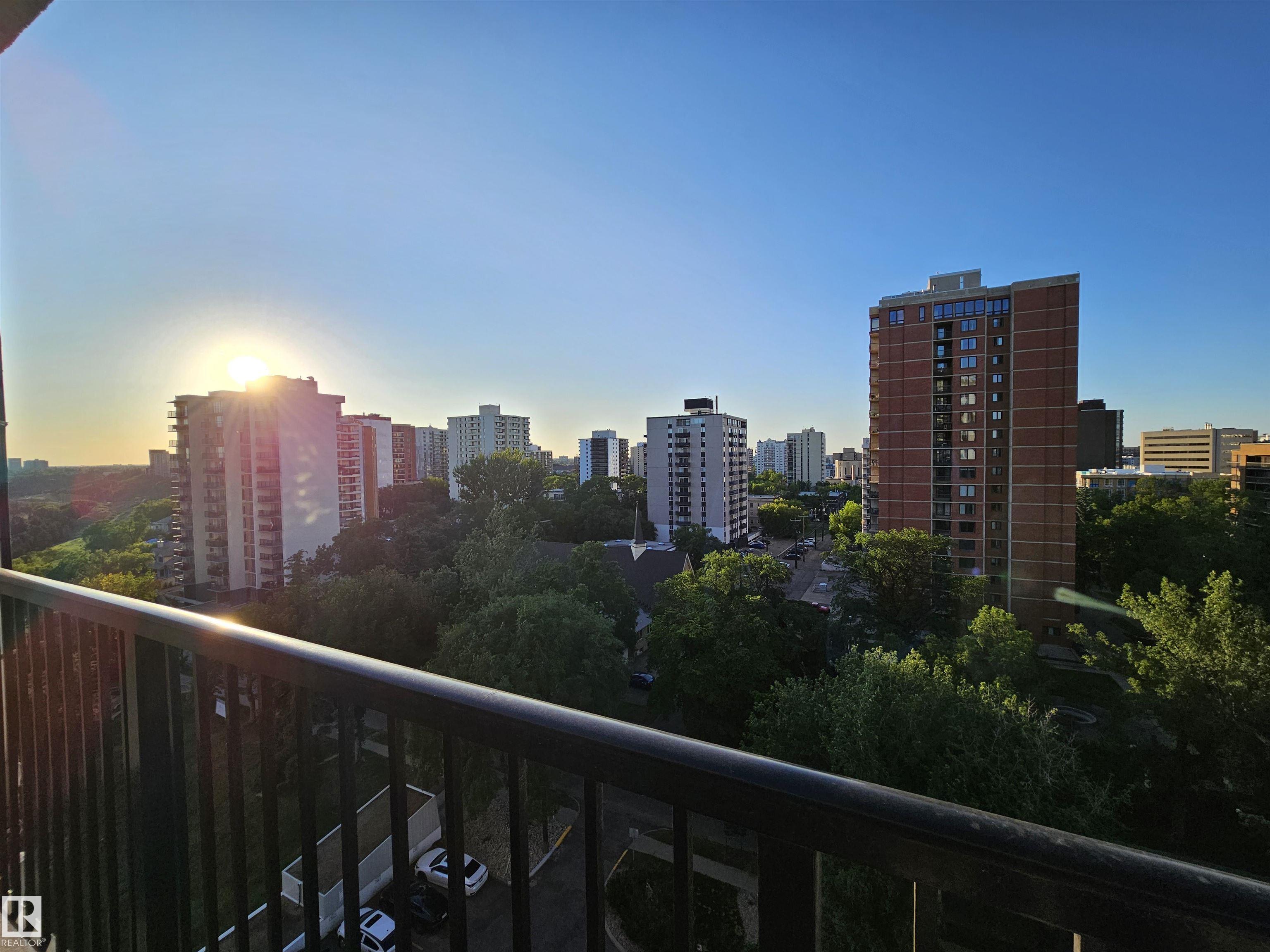 Photo 16 at 906 - 11307 99 Avenue NW, Wîhkwêntôwin, Edmonton