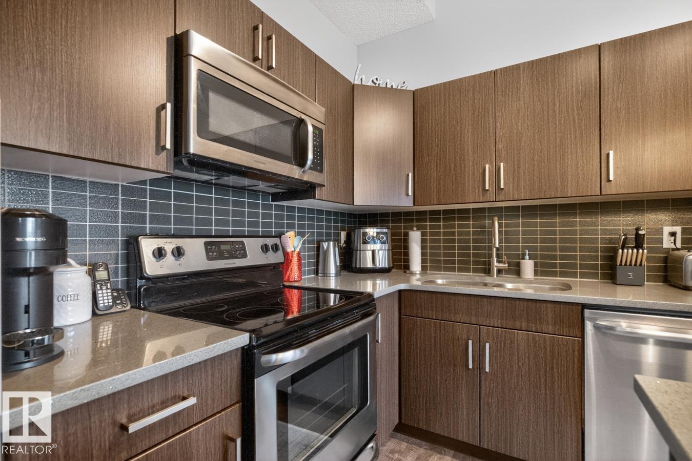 Photo 8 at 15 - 3305 Orchards Link SW, The Orchards At Ellerslie, Edmonton