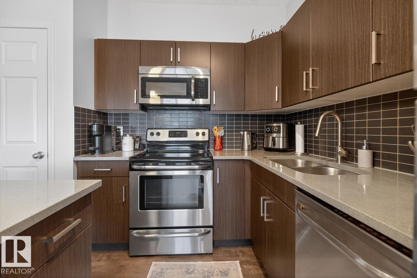 Photo 9 at 15 - 3305 Orchards Link SW, The Orchards At Ellerslie, Edmonton