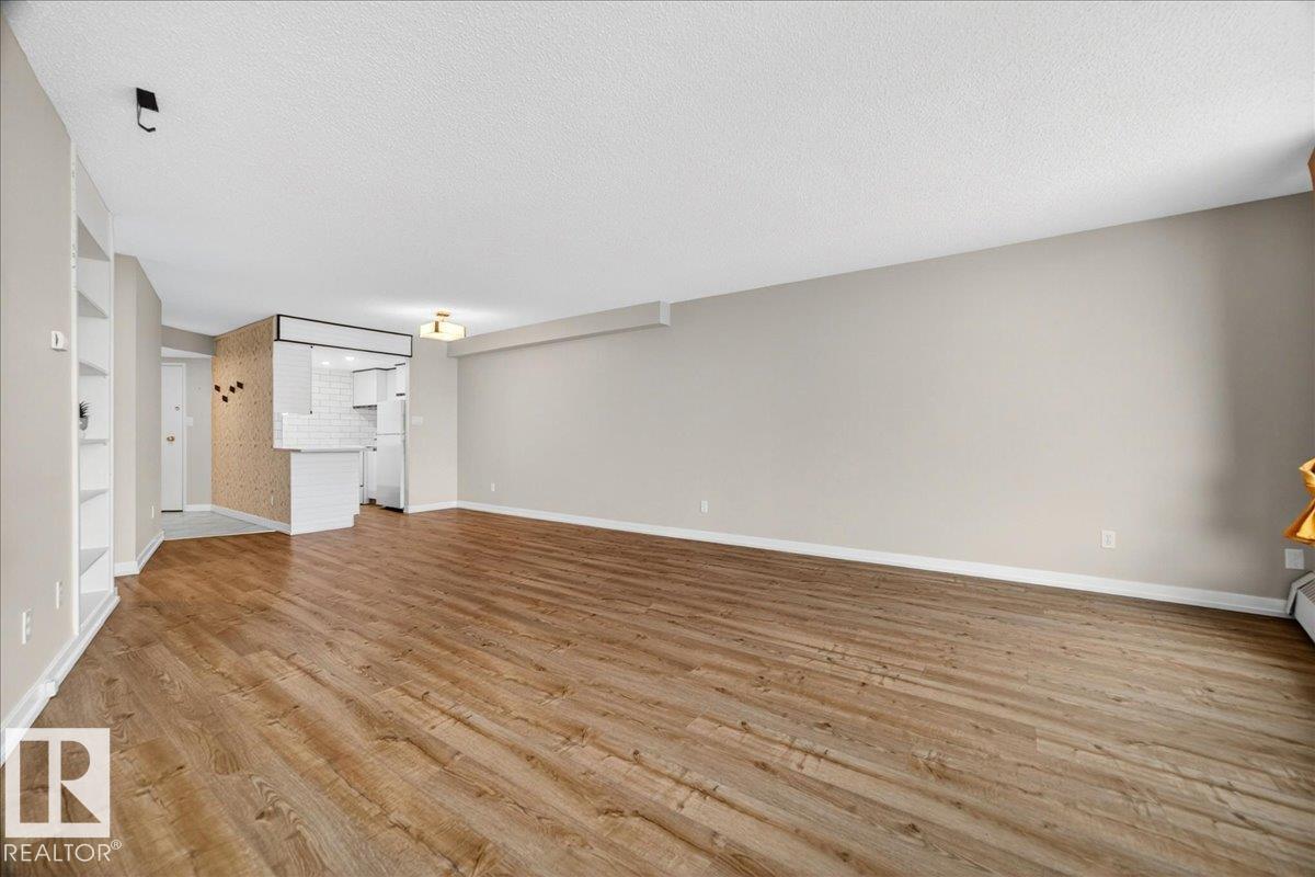 Photo 16 at 1701 - 10045 117 Street NW, Wîhkwêntôwin, Edmonton