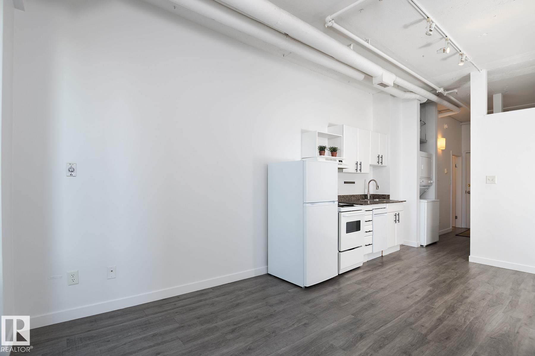 Photo 11 at 910 - 10024 Jasper Avenue NW, Downtown, Edmonton