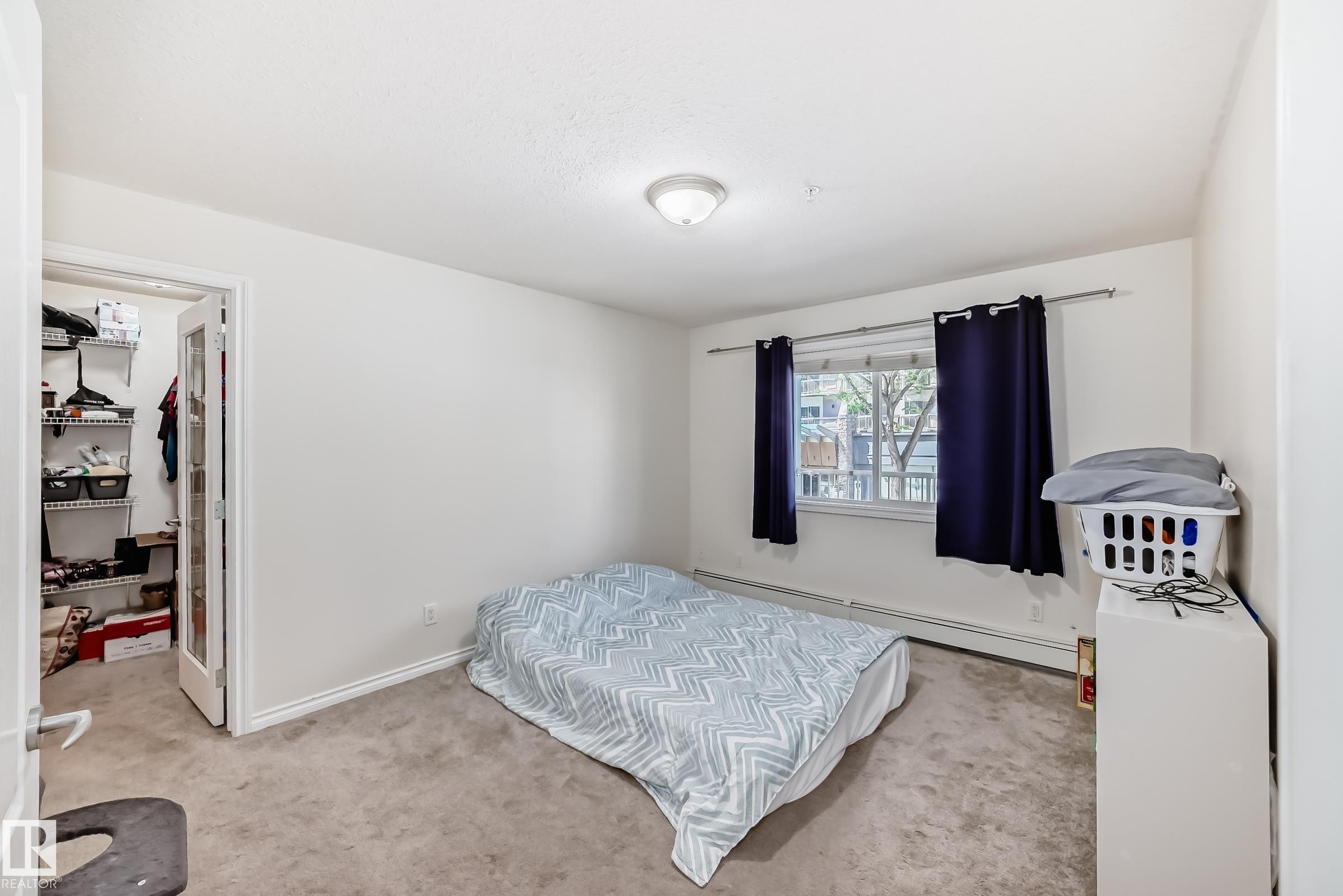 https://zimg.paragon.ice.com/ParagonImages/Property/PM/RAE/225405199/23/0/0/30369d49551d20767e3f624ac7a8c97f/1/da9086b46b8185964f73fb8bfd002021/225405199-89b98722-e741-4bdd-8ffe-34ef60225d8d.JPG