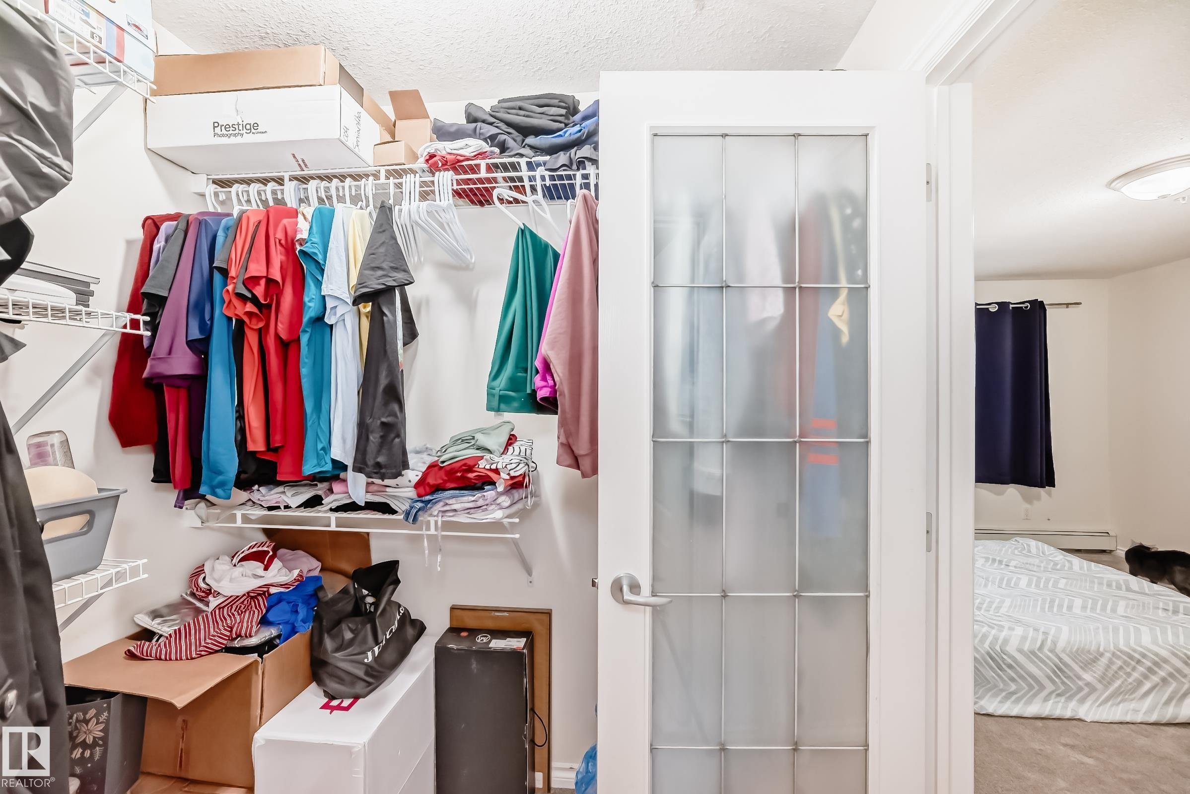 https://zimg.paragon.ice.com/ParagonImages/Property/PM/RAE/225405199/30/0/0/ec97685a6a78988b702c0358fc1664e4/1/da9086b46b8185964f73fb8bfd002021/225405199-16549b6c-2ebc-42d1-89a2-286b7acf6a20.JPG