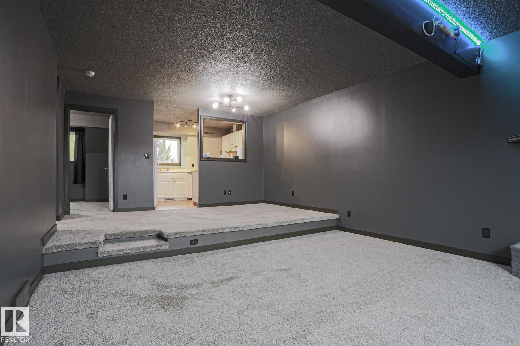 Photo 13 at 3959 62 Street NW, Greenview, Edmonton