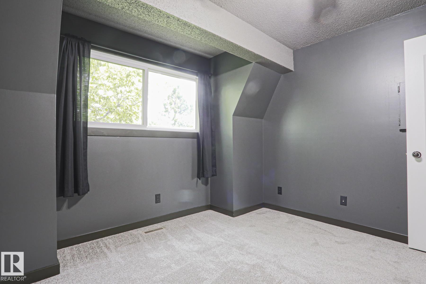 Photo 18 at 3959 62 Street NW, Greenview, Edmonton