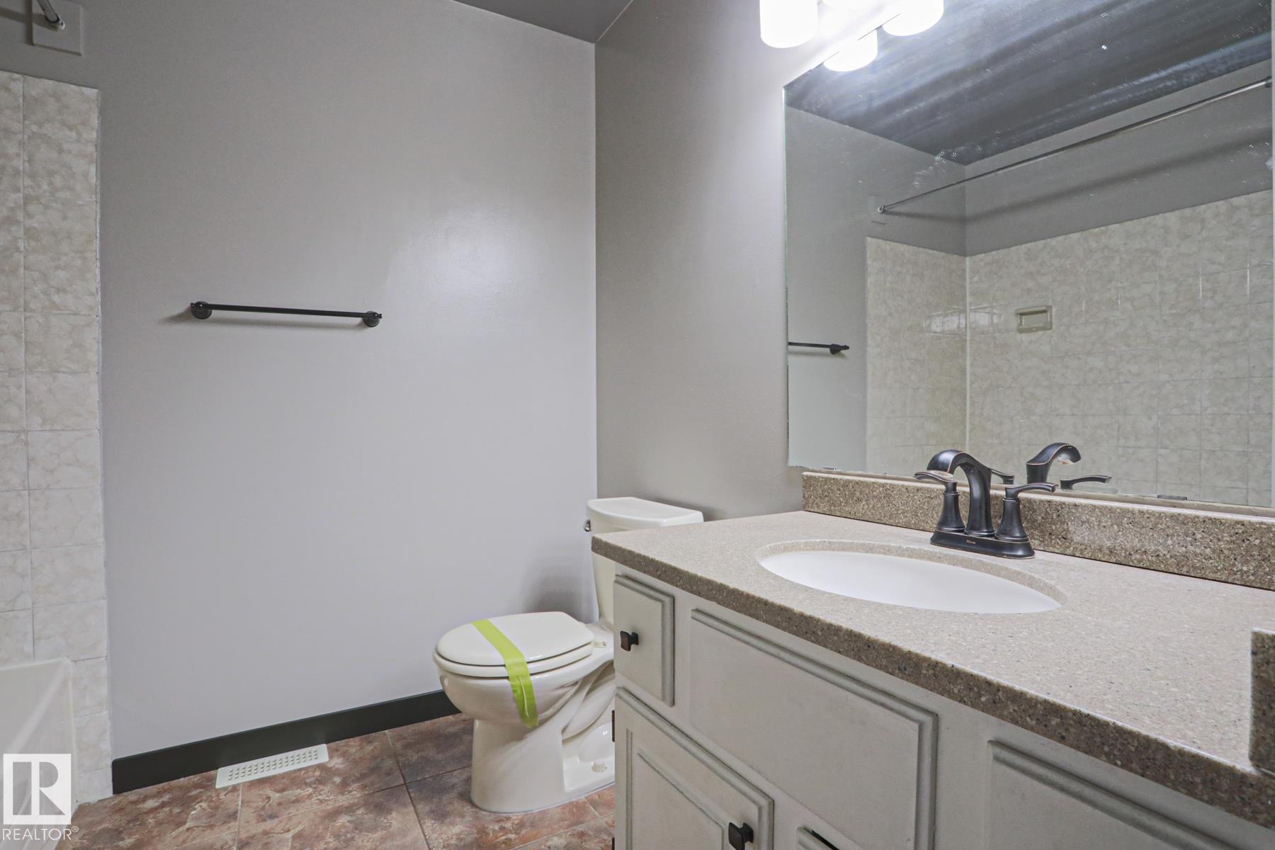 Photo 19 at 3959 62 Street NW, Greenview, Edmonton