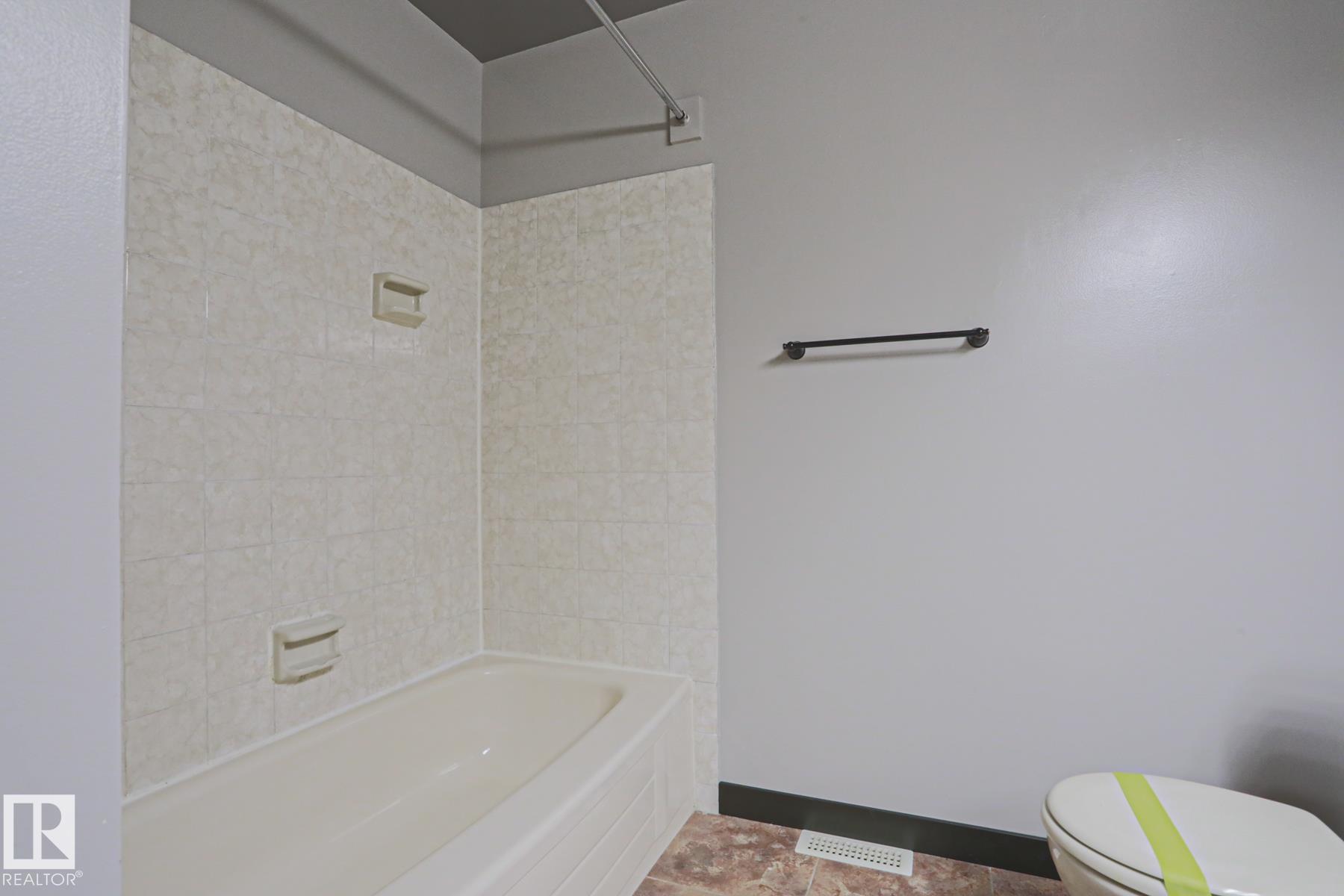 Photo 21 at 3959 62 Street NW, Greenview, Edmonton