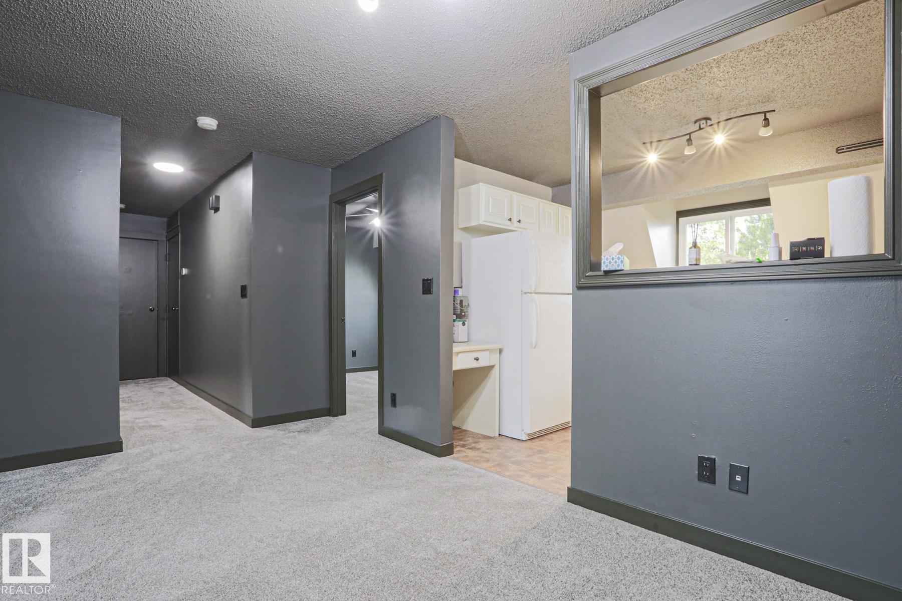 Photo 7 at 3959 62 Street NW, Greenview, Edmonton