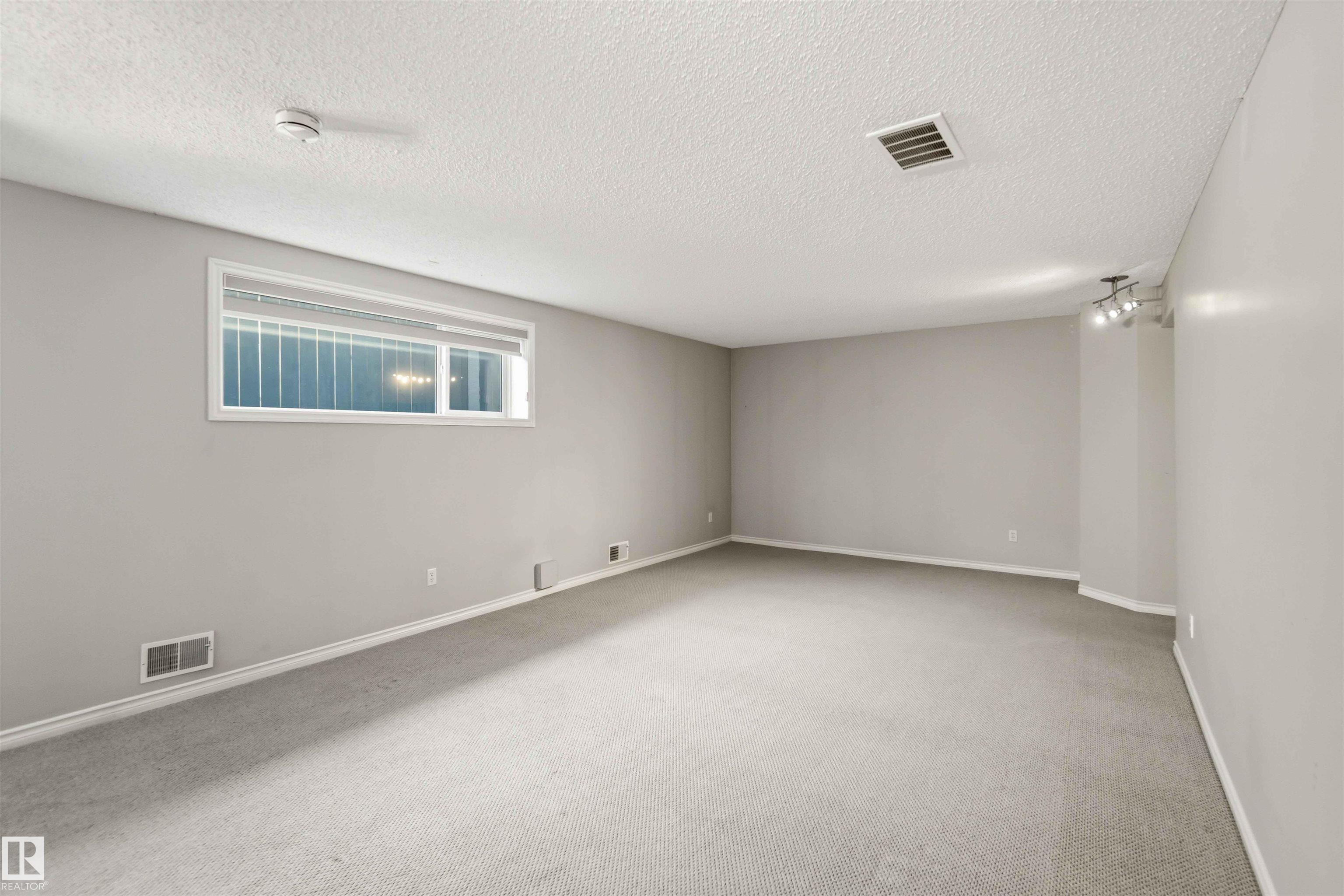 Photo 22 at 2012 35a Avenue NW, Wild Rose, Edmonton