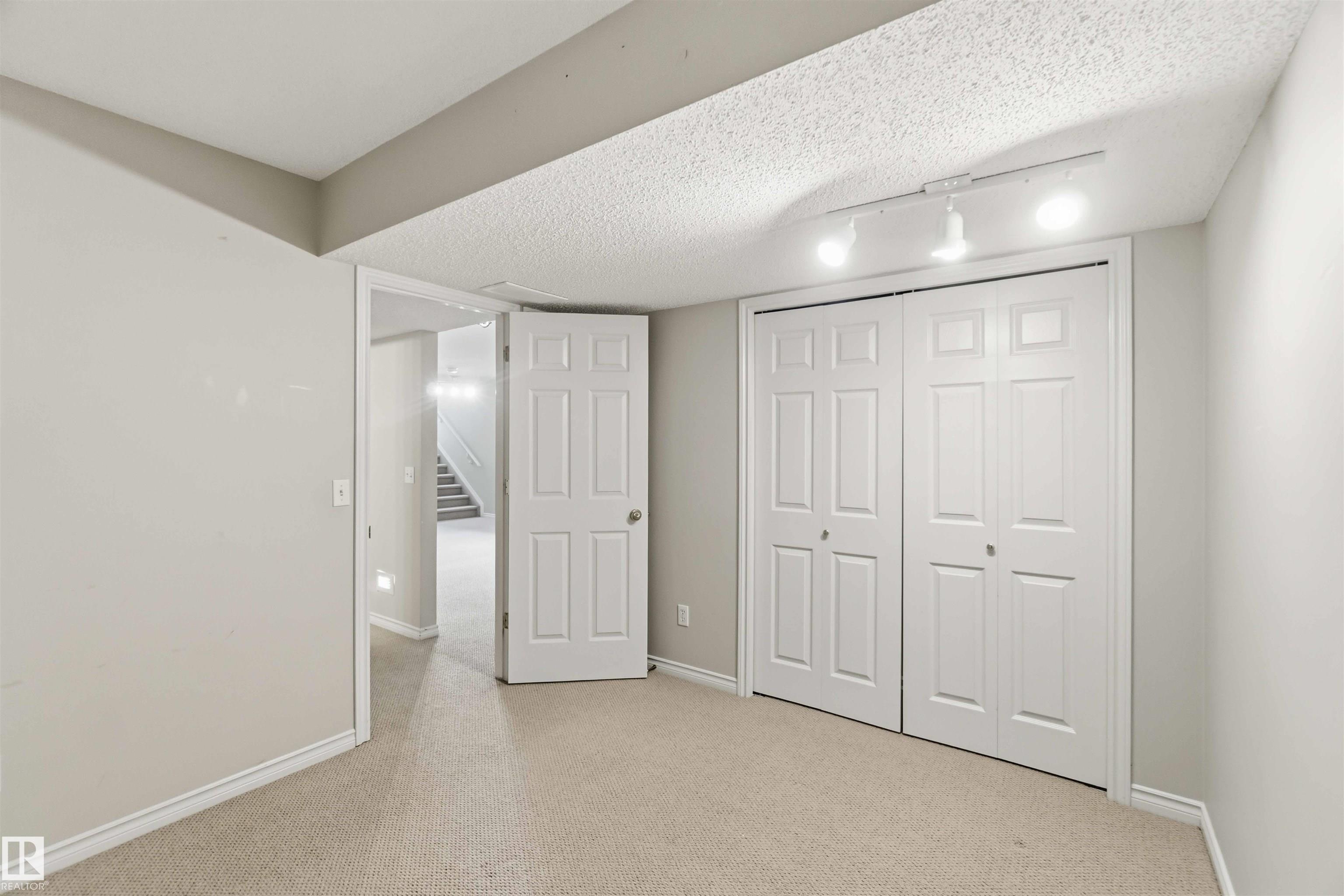 Photo 23 at 2012 35a Avenue NW, Wild Rose, Edmonton