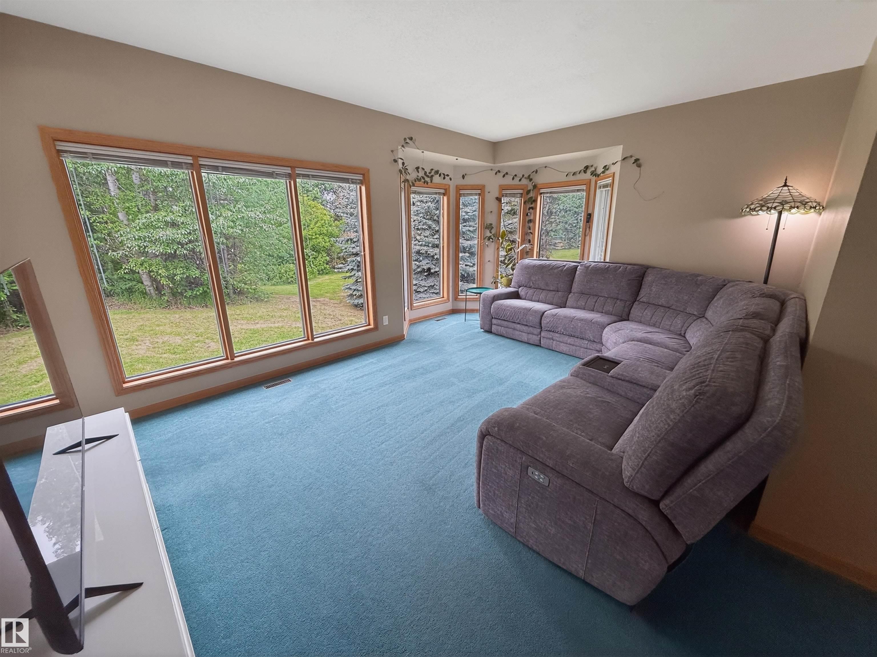 Photo 12 at 11922 226 Street NW, Kinglet Gardens, Edmonton