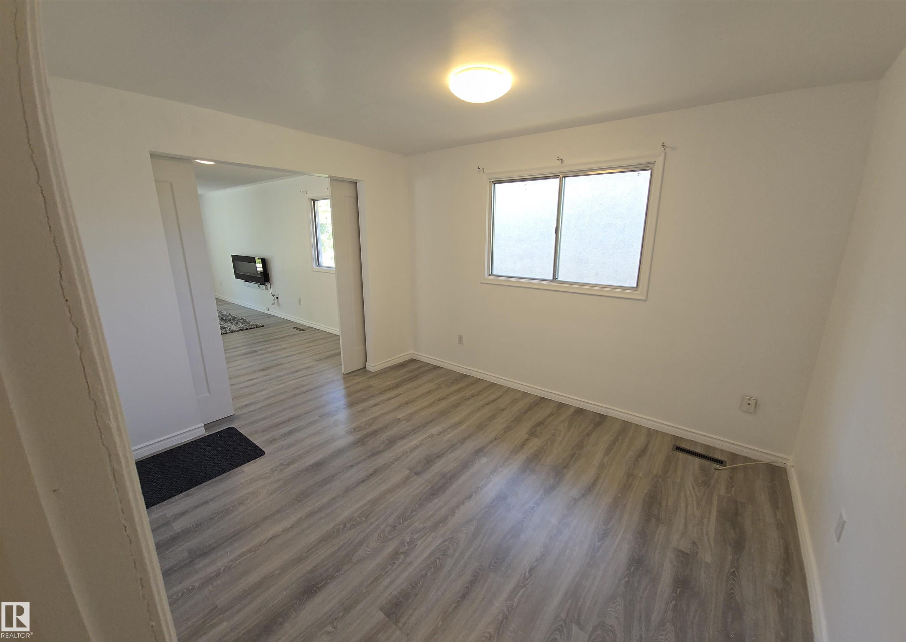 Photo 15 at 11430 81 Street NW, Parkdale, Edmonton