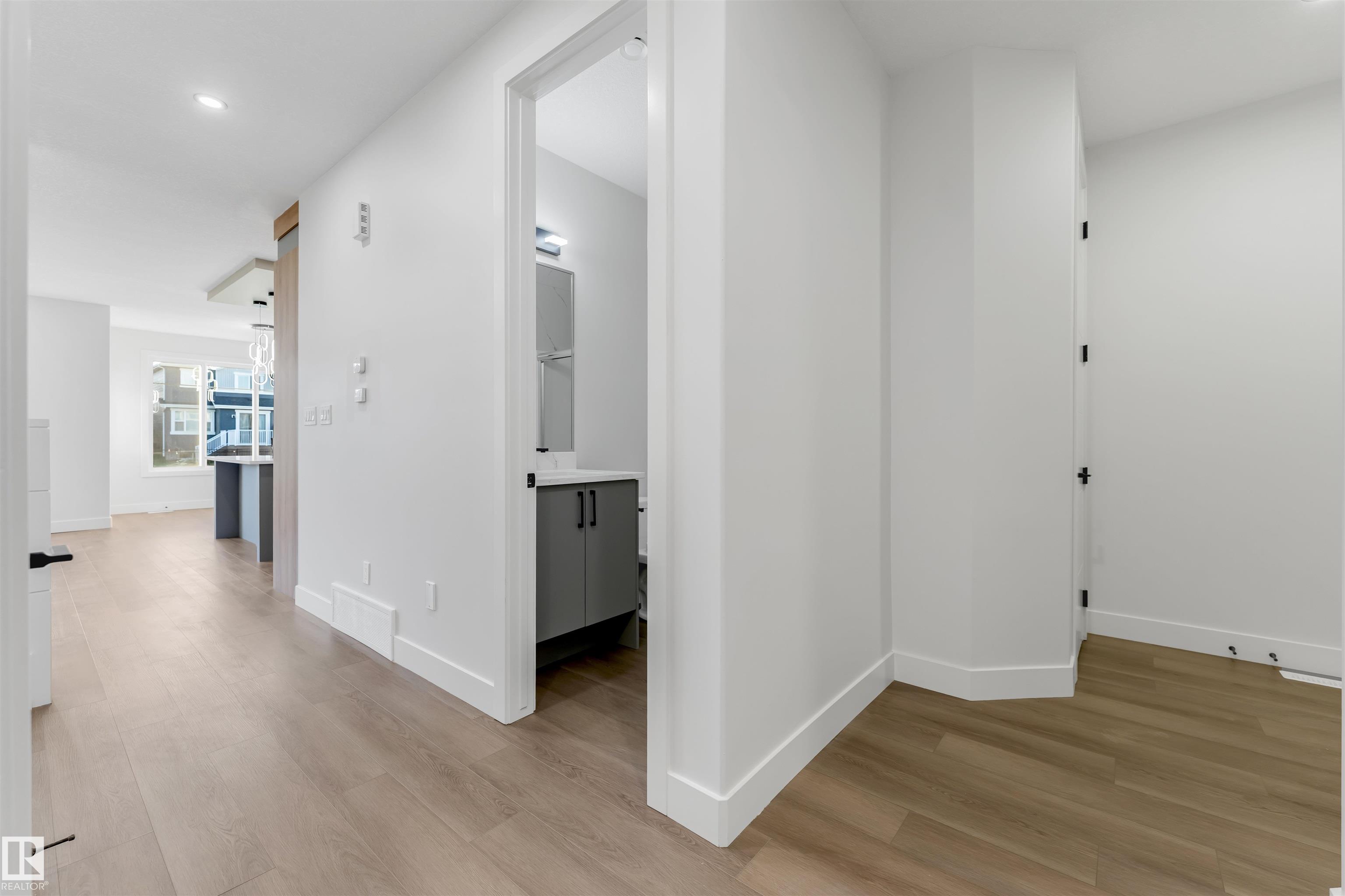 Photo 16 at 22740 82 Avenue NW, Rosenthal, Edmonton