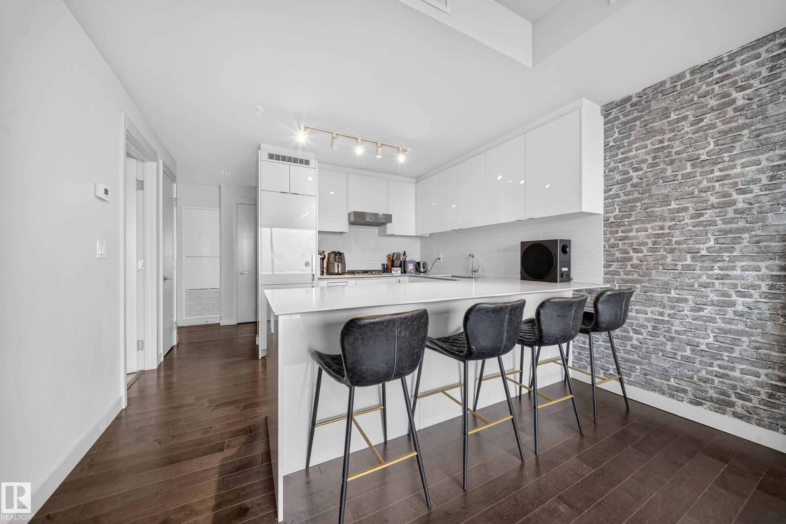 Photo 9 at 4007 - 10360 102 Street NW, Downtown, Edmonton