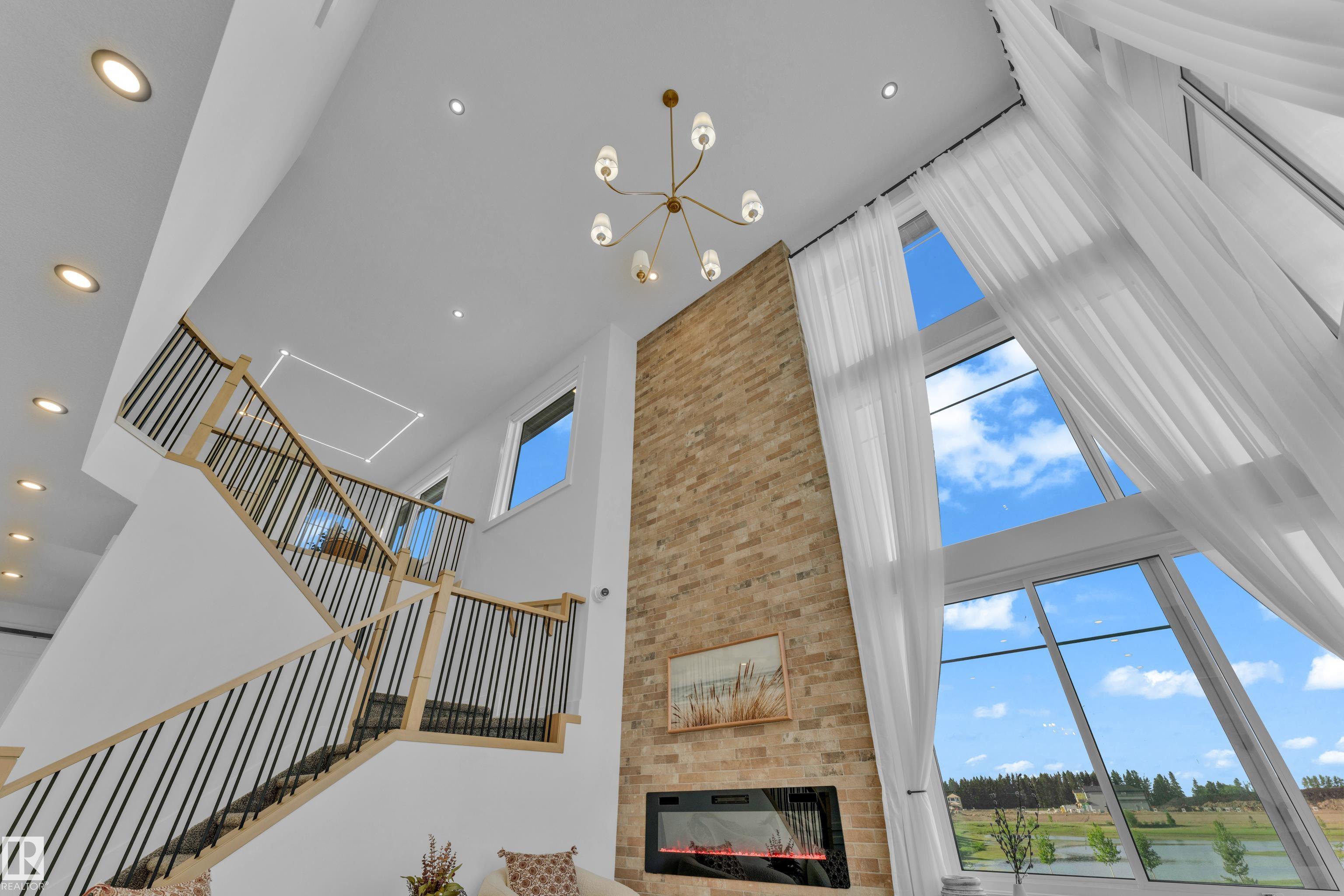 Photo 9 at 206 Linden Loop, Woodbend, Leduc