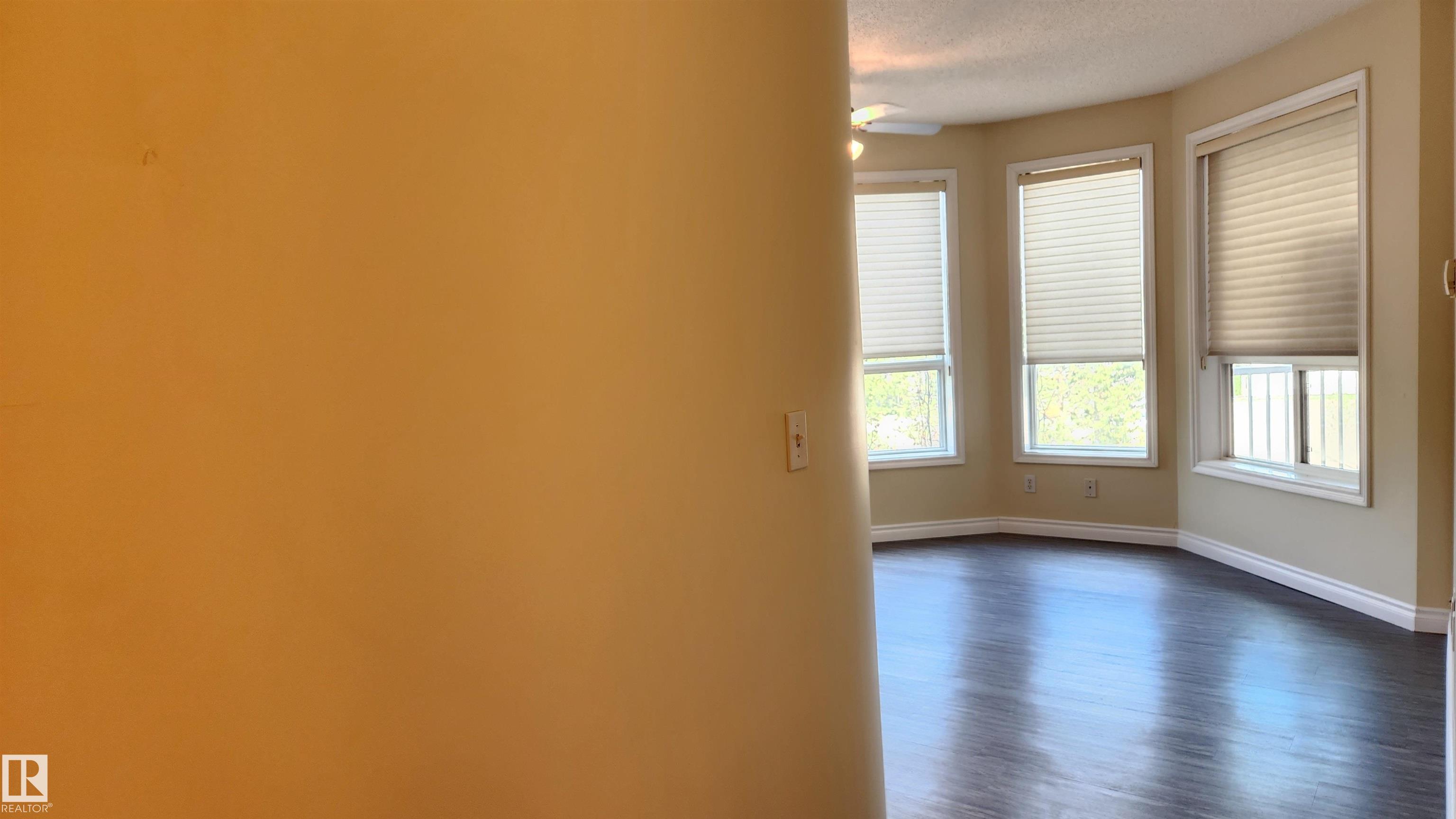 https://zimg.paragon.ice.com/ParagonImages/Property/PM/RAE/225405254/17/0/0/595c4f51f92809fe4c5398040ea3f095/1/f0e8a1bb00be8cc3fd76aff7d15bc4cb/225405254-10096857-3f8b-4cdc-ad3e-607820be0a13.JPG
