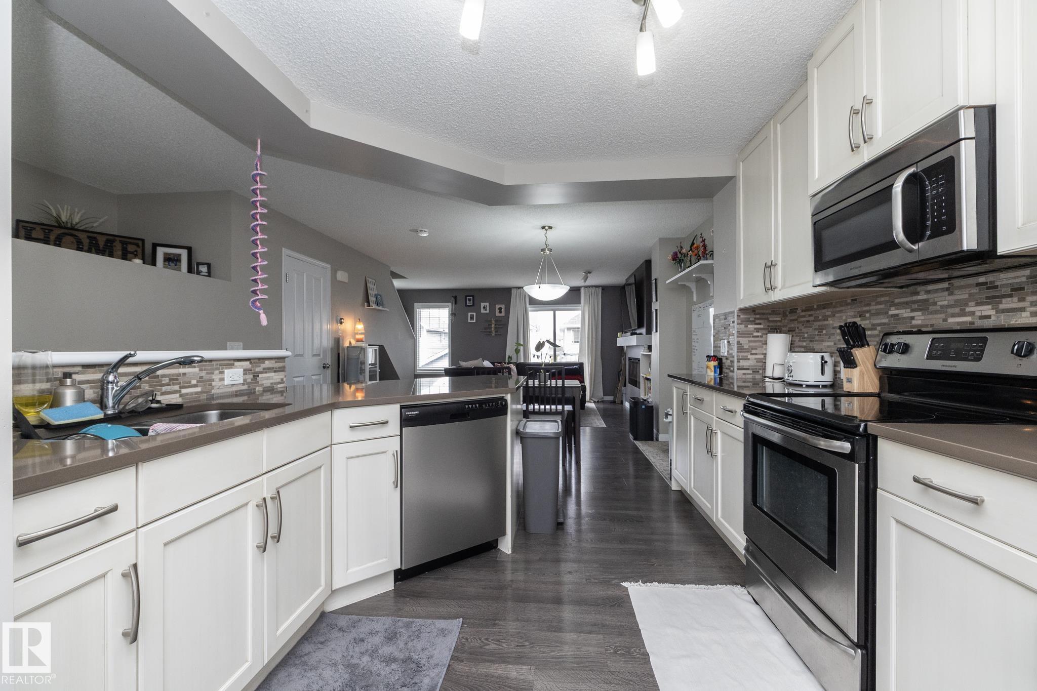 Photo 17 at 46 - 4050 Savaryn Drive SW, Summerside, Edmonton