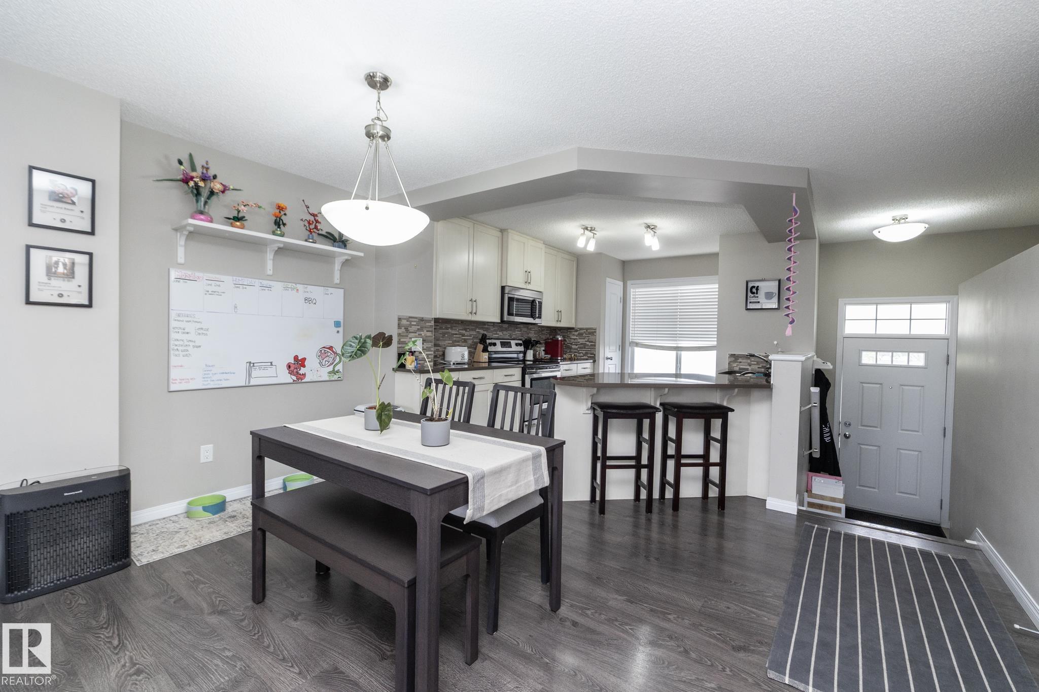 Photo 9 at 46 - 4050 Savaryn Drive SW, Summerside, Edmonton