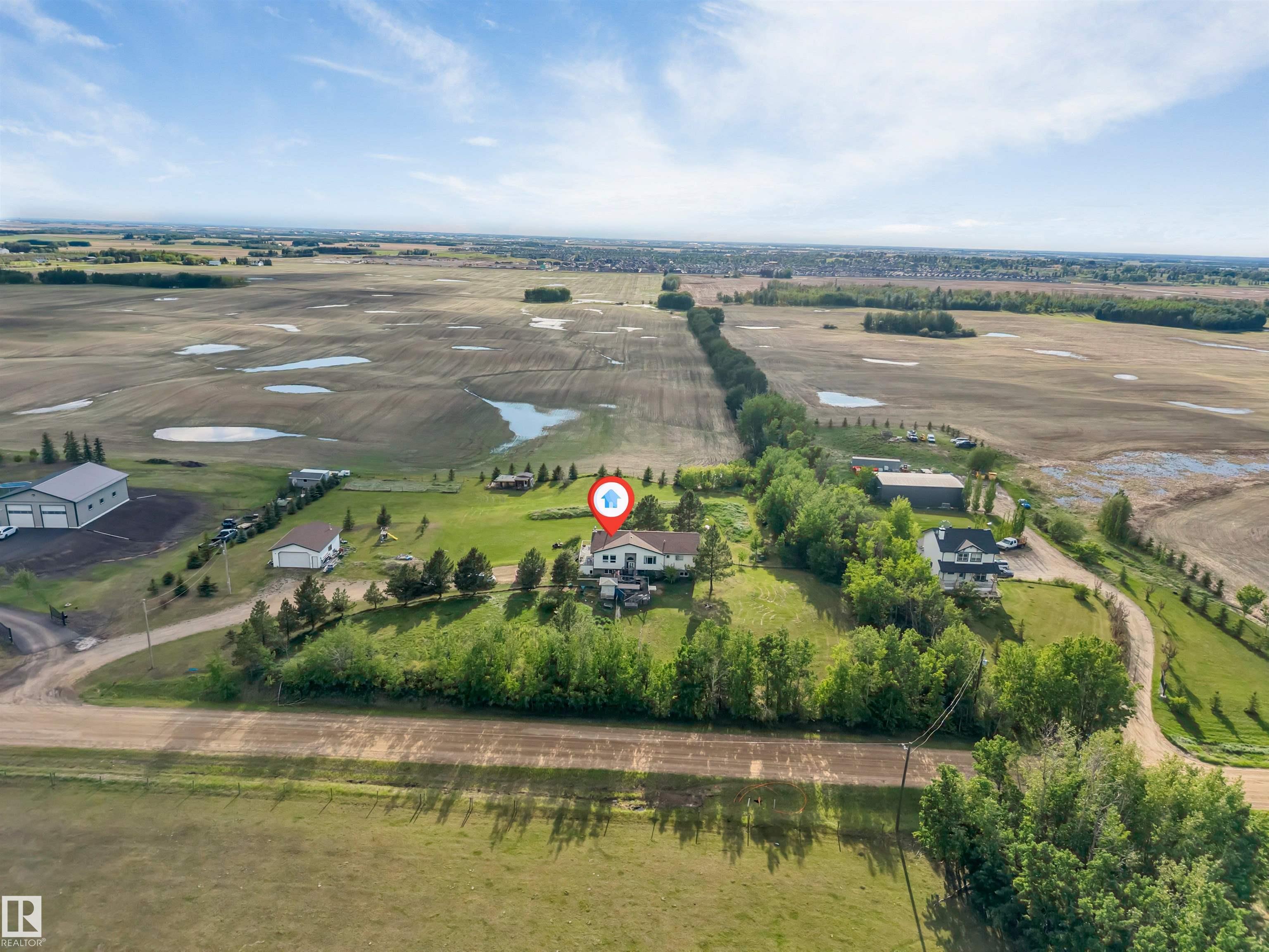 Photo 11 at 50436 Rge Rd 220, None, Rural Leduc County